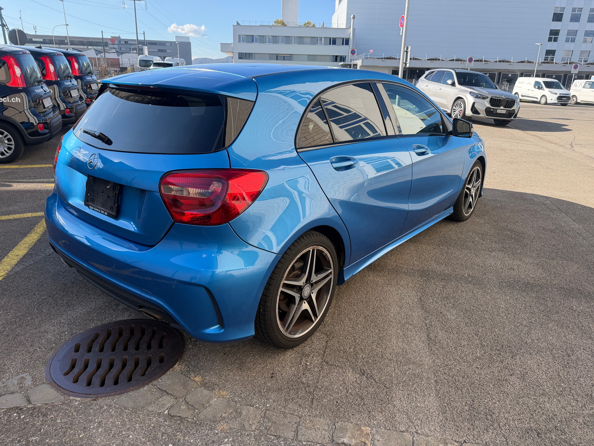 MERCEDES-BENZ A 180-image-5