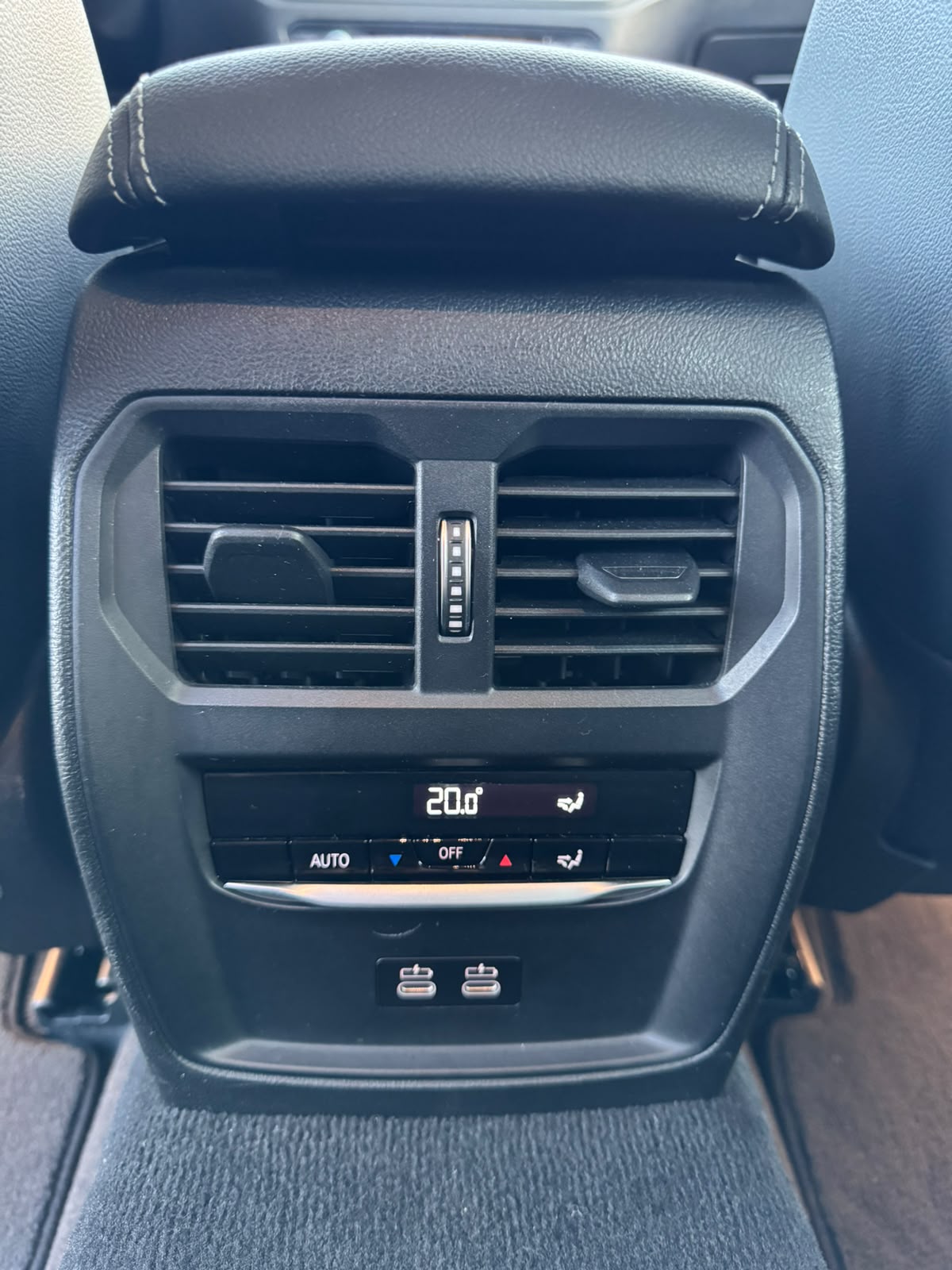 BMW 330i Touring xDrive Steptronic-image-13