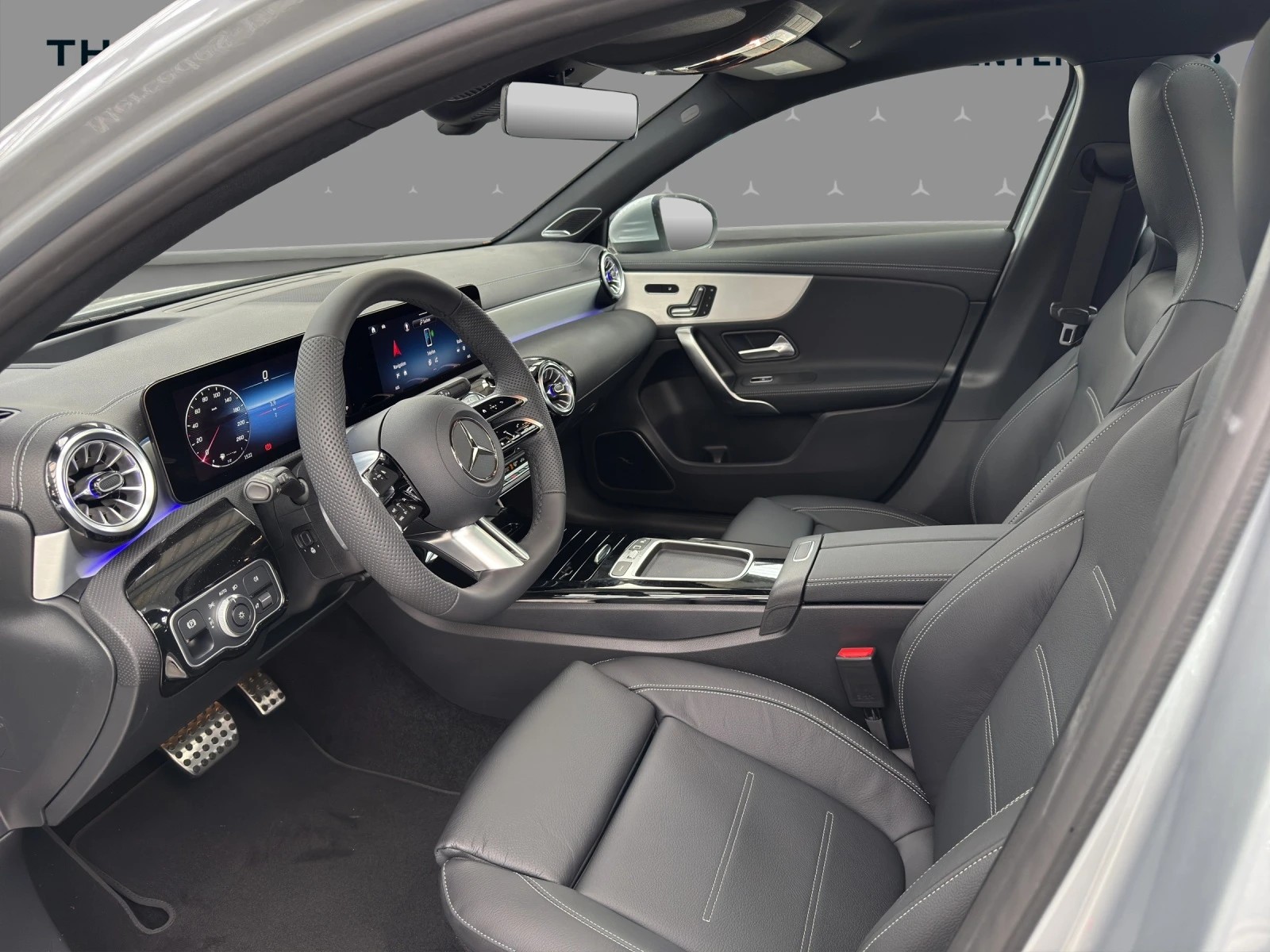 MERCEDES-BENZ A 250 4M - AMG / DISTRONIC / 360 Grad Kamera / Soundsystem-image-8