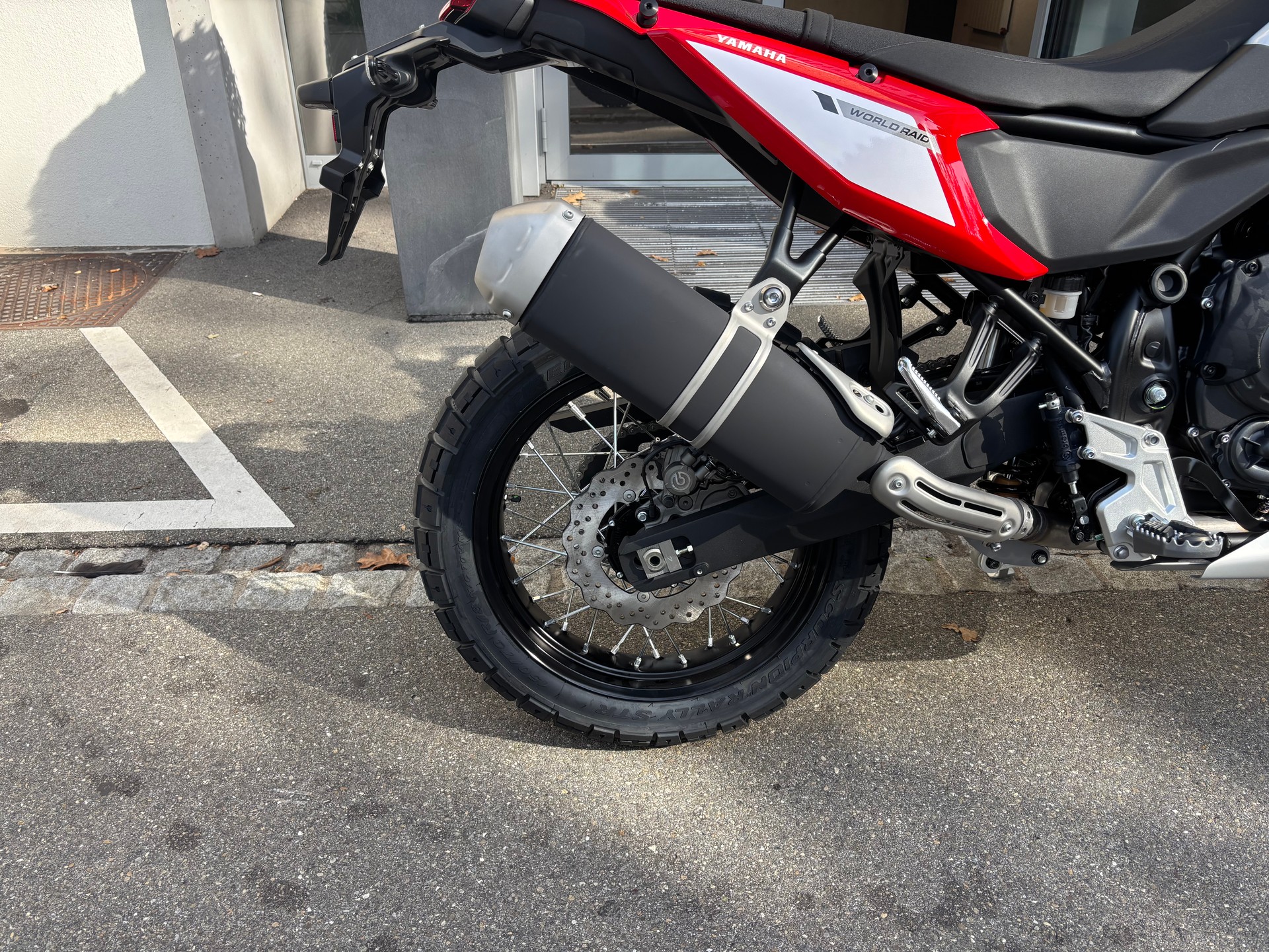 YAMAHA Tenere 700 World Raid-showroom-element-3