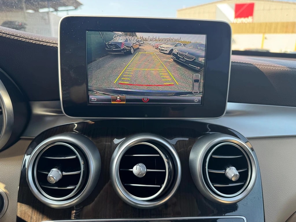 MERCEDES-BENZ GLC 350 d Exclusive 4Matic 9G-Tronic-image-11