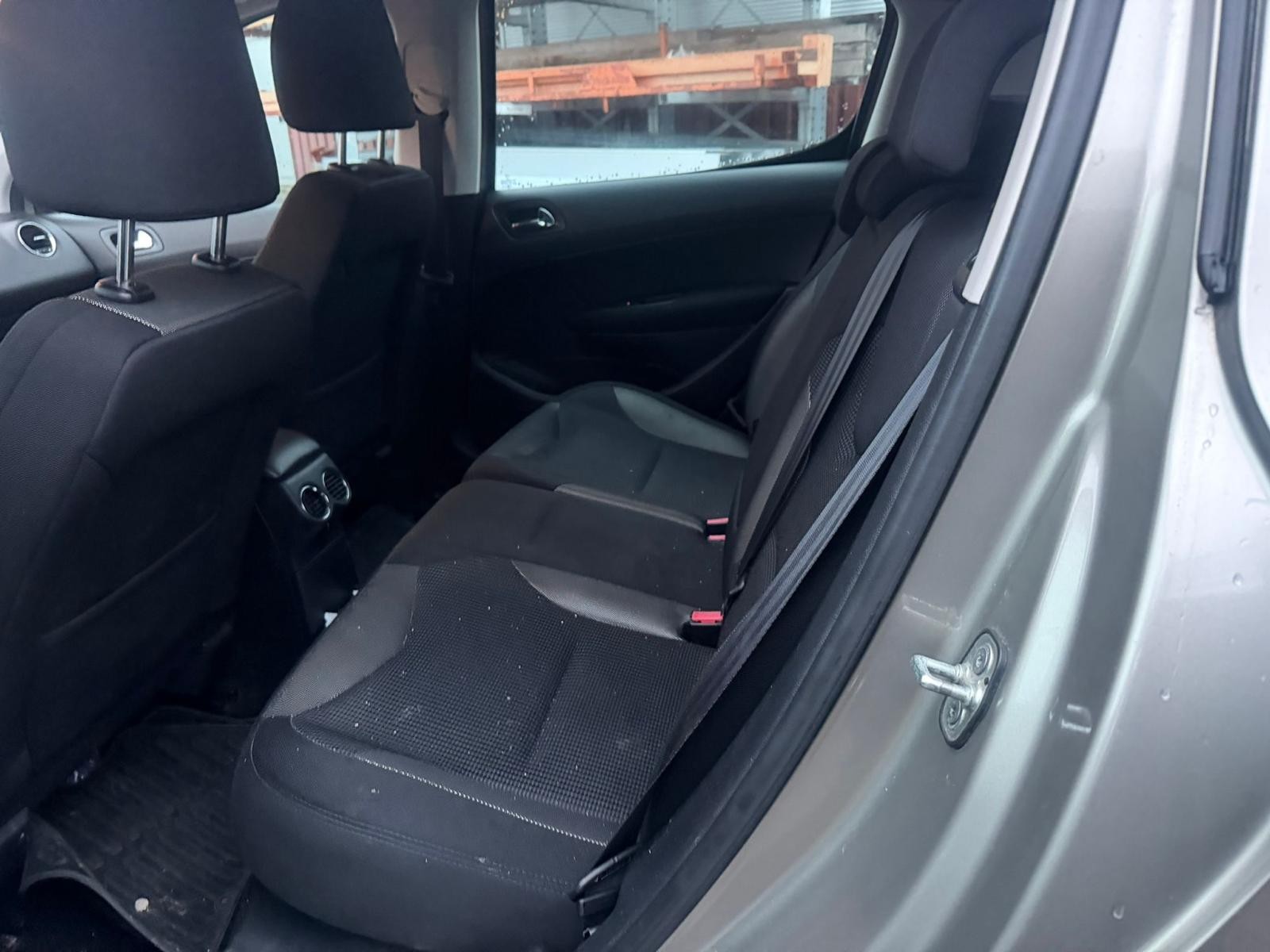 PEUGEOT 308 1.6 16V T Sport Pack-image-4