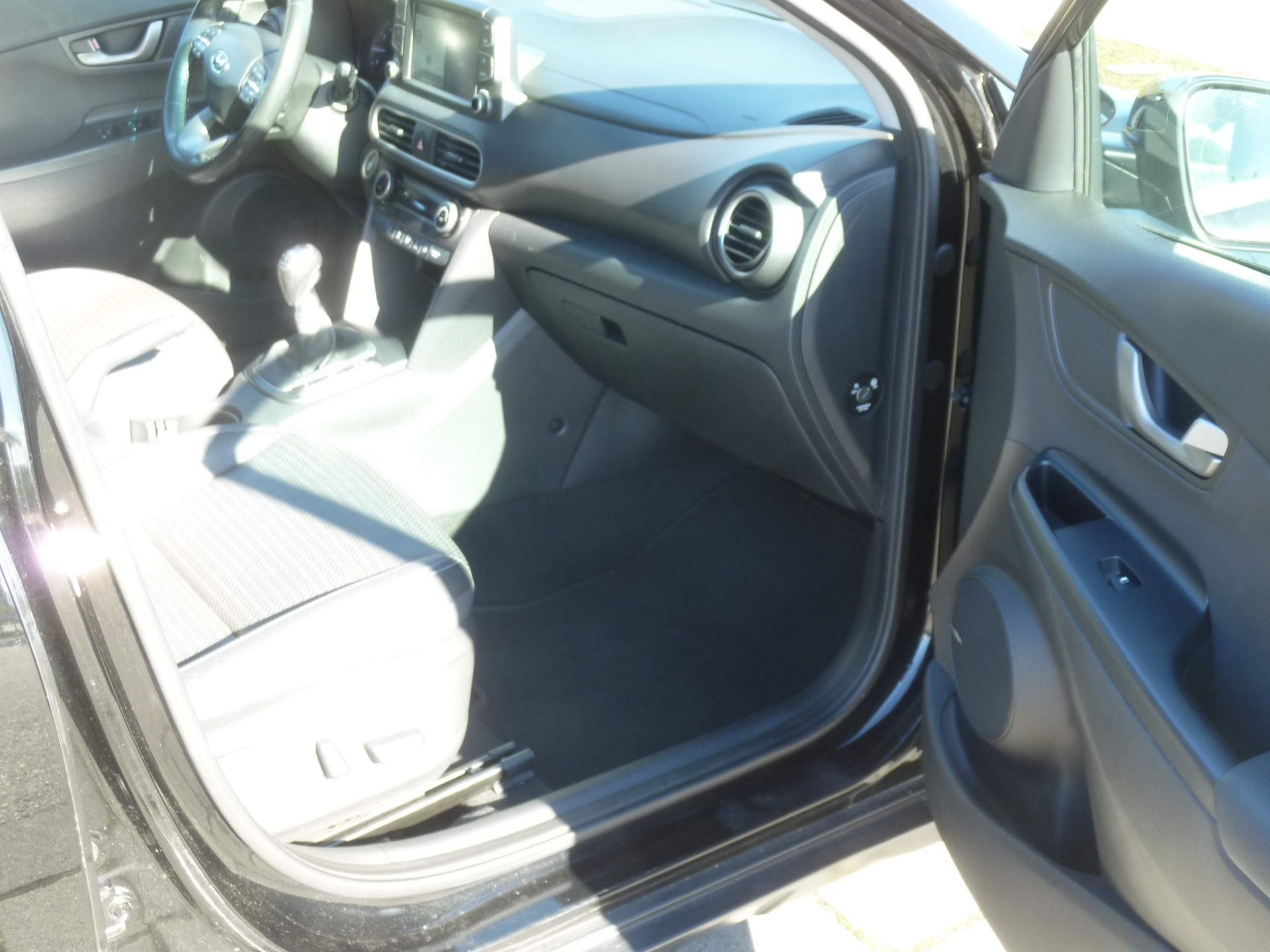 HYUNDAI Kona 1.0 T-GDi Launch 2WD-image-10