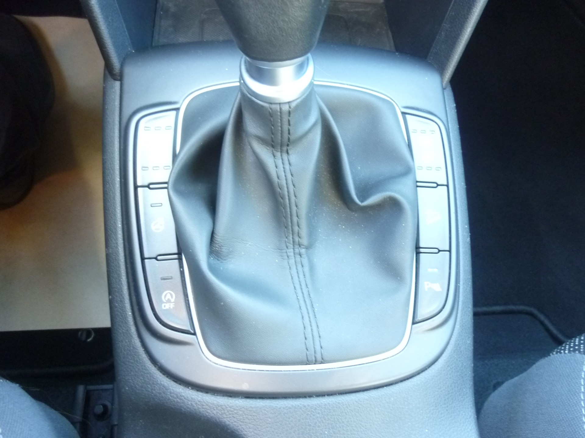 HYUNDAI Kona 1.0 T-GDi Launch 2WD-image-15