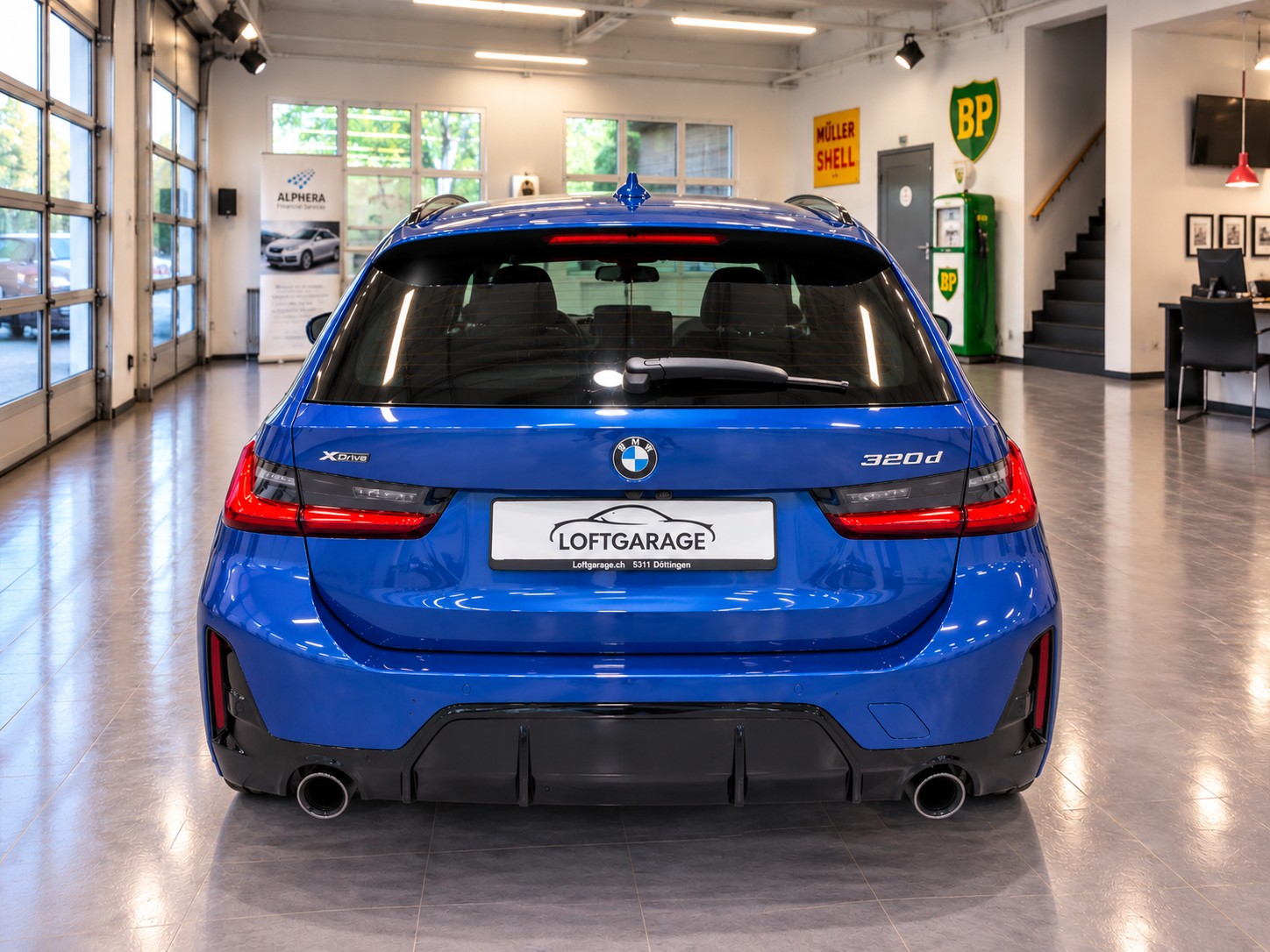 BMW 320d xDrive 48V Touring Steptronic M Sport Pro + AHK 1800kg-image-4