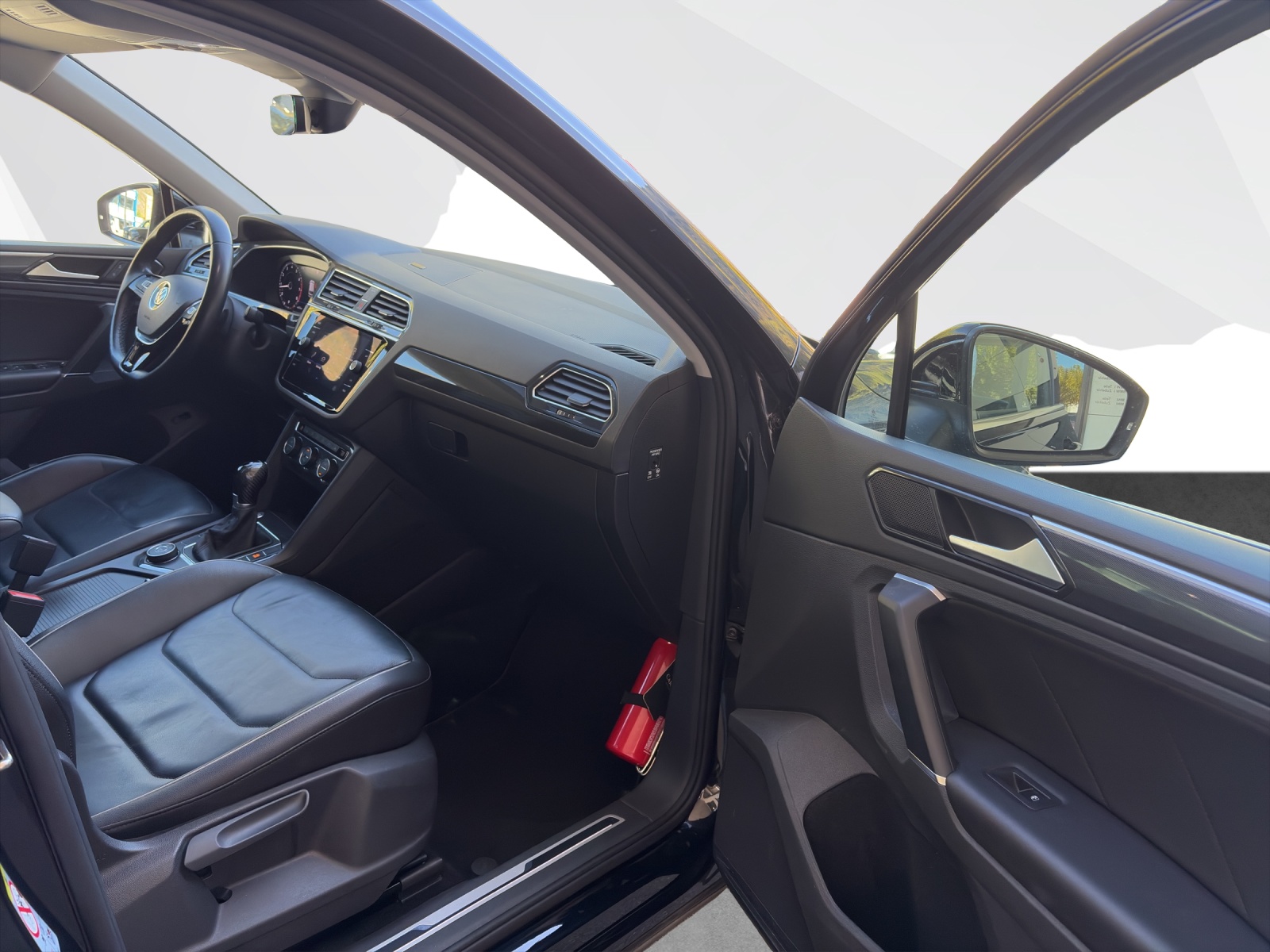 VW Tiguan 1.4 TSI Trendline DSG-image-17