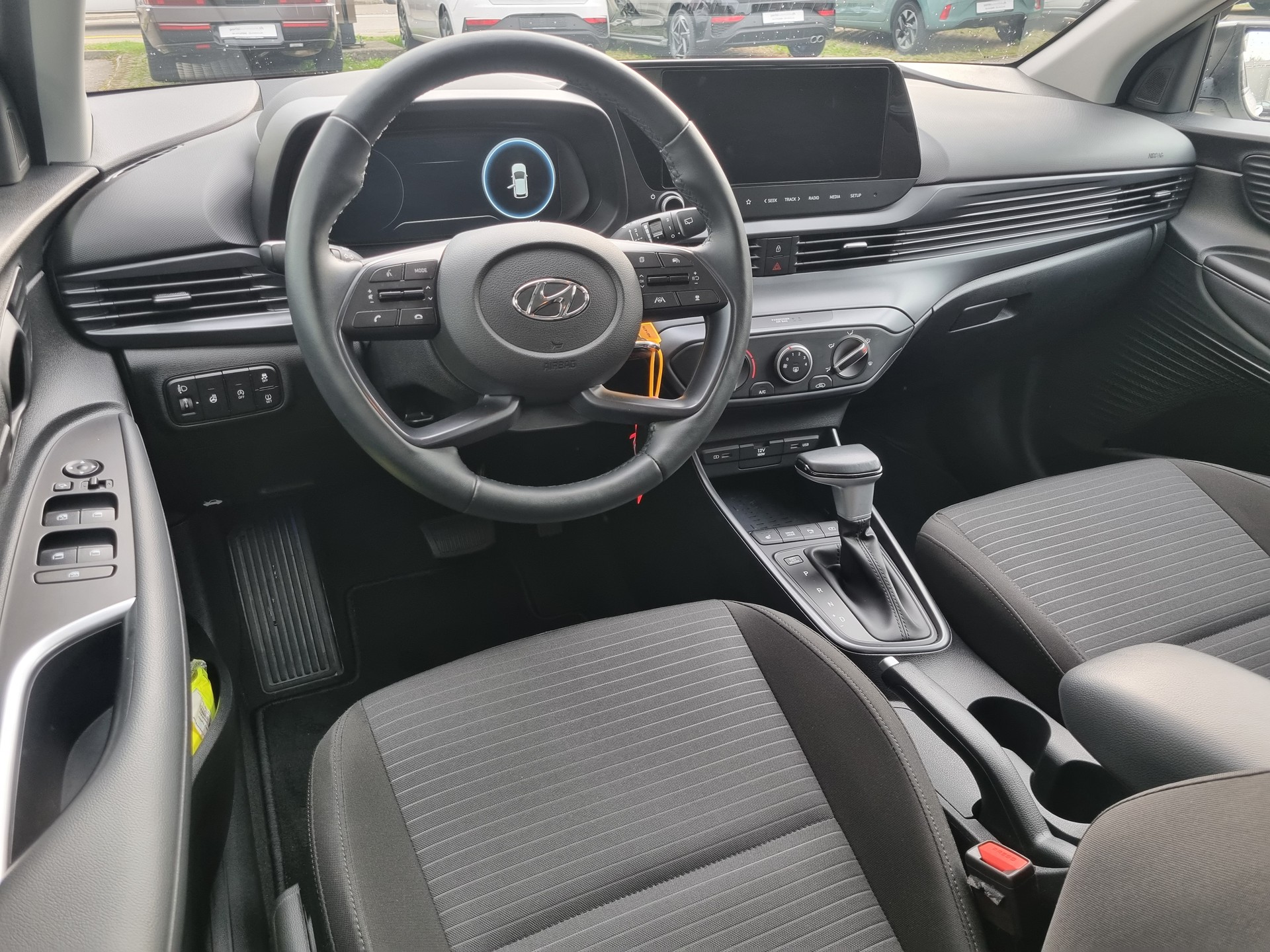 HYUNDAI i20 1.0 T-GDi Amplia DCT-image-9