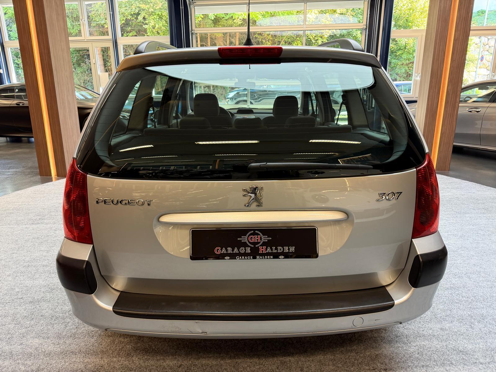 PEUGEOT 307 SW 2.0 16V-image-5