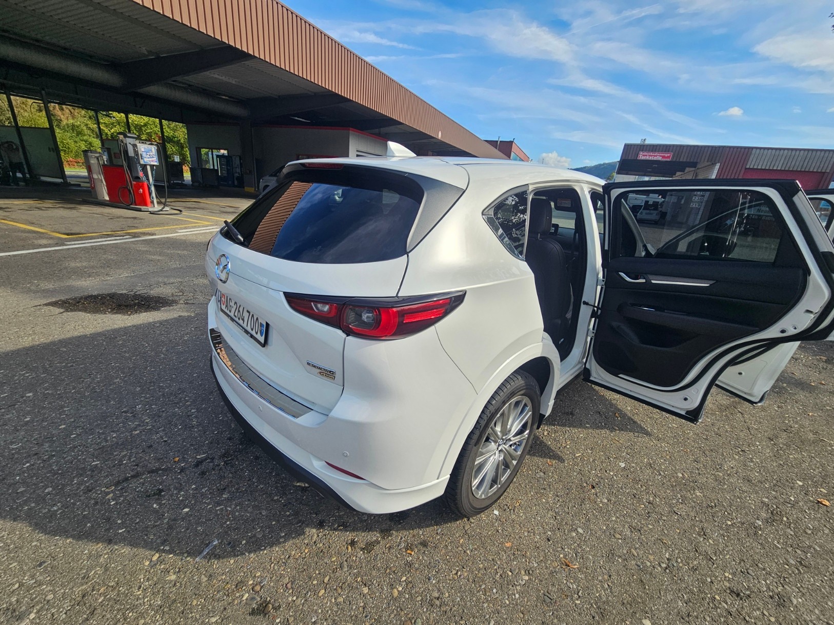 MAZDA 2.5 Takumi AWD-image-3