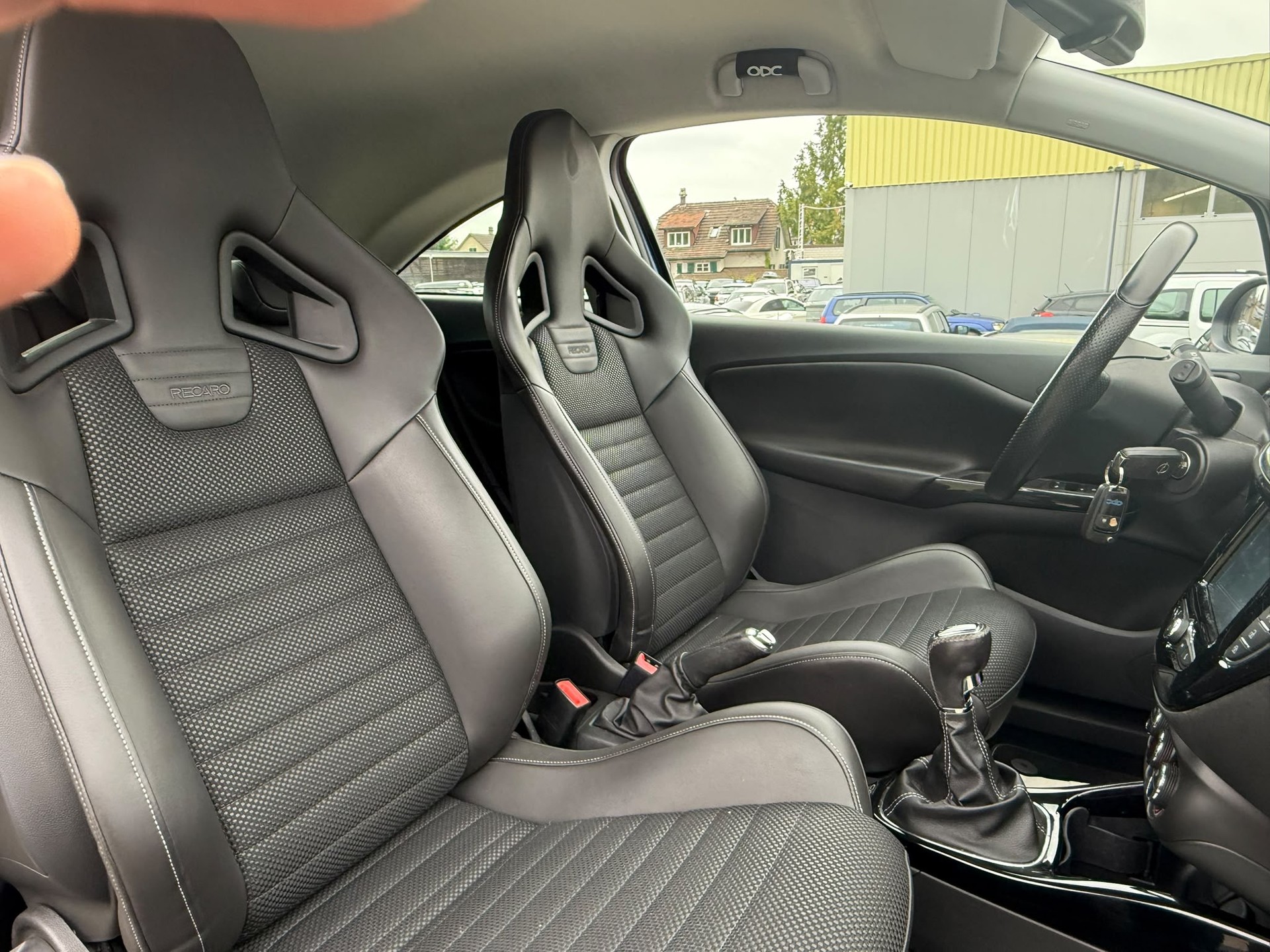 OPEL Corsa 1.6 Turbo OPC-image-8