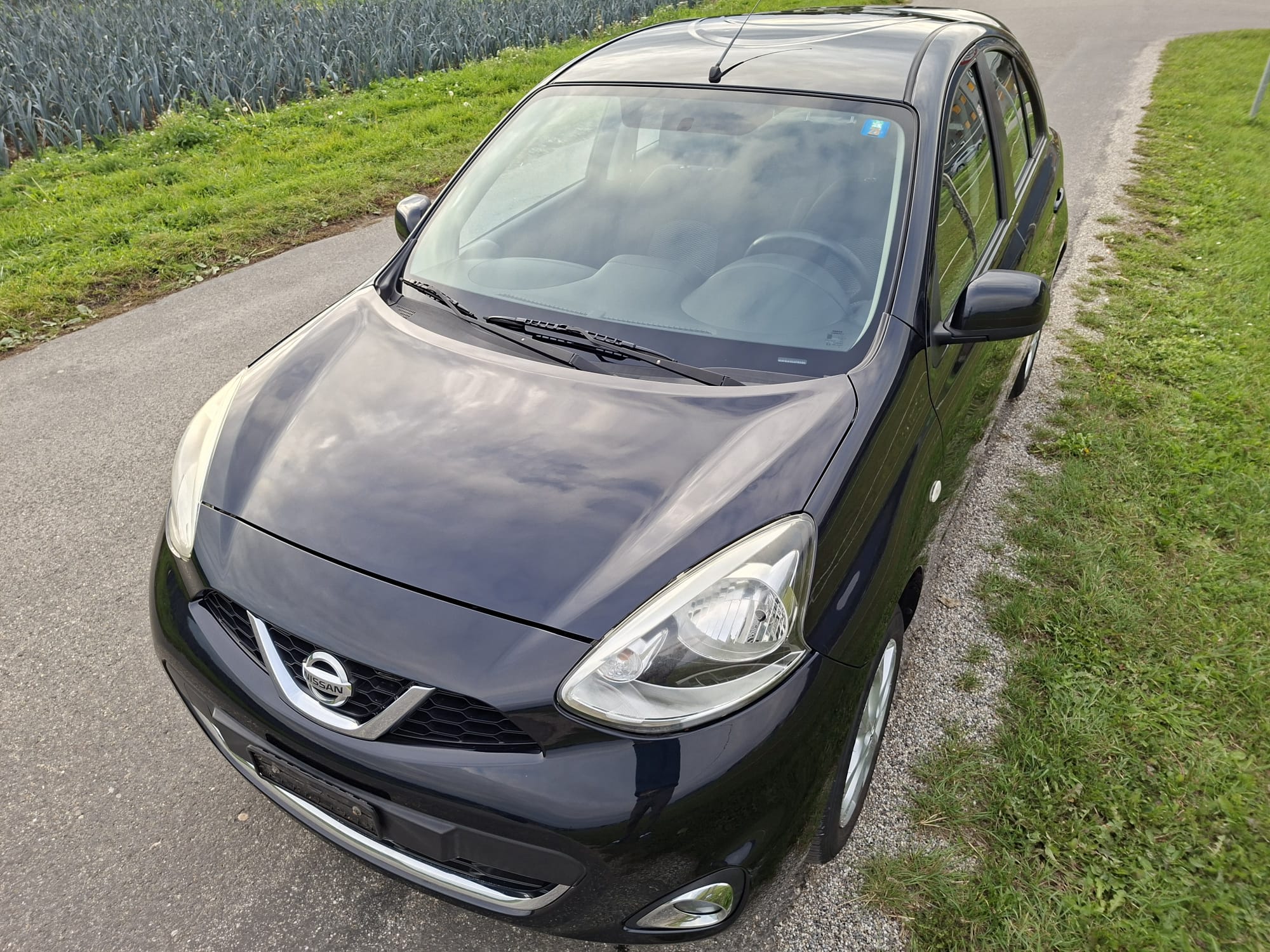 Car photo