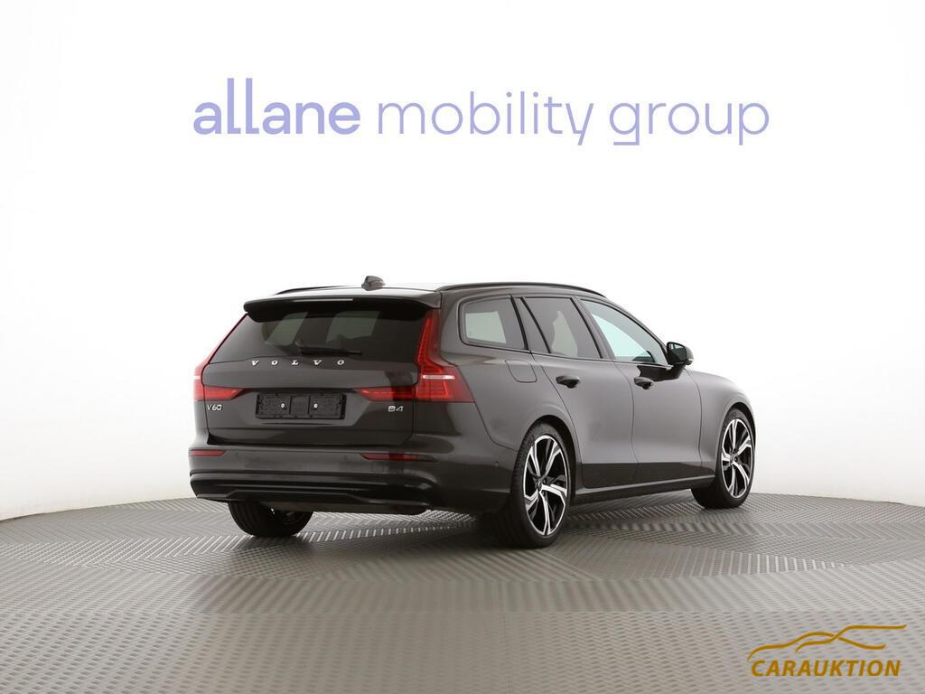 VOLVO V60 B4 Benzin Mild Hybrid Ultra Dark DCT-image-1