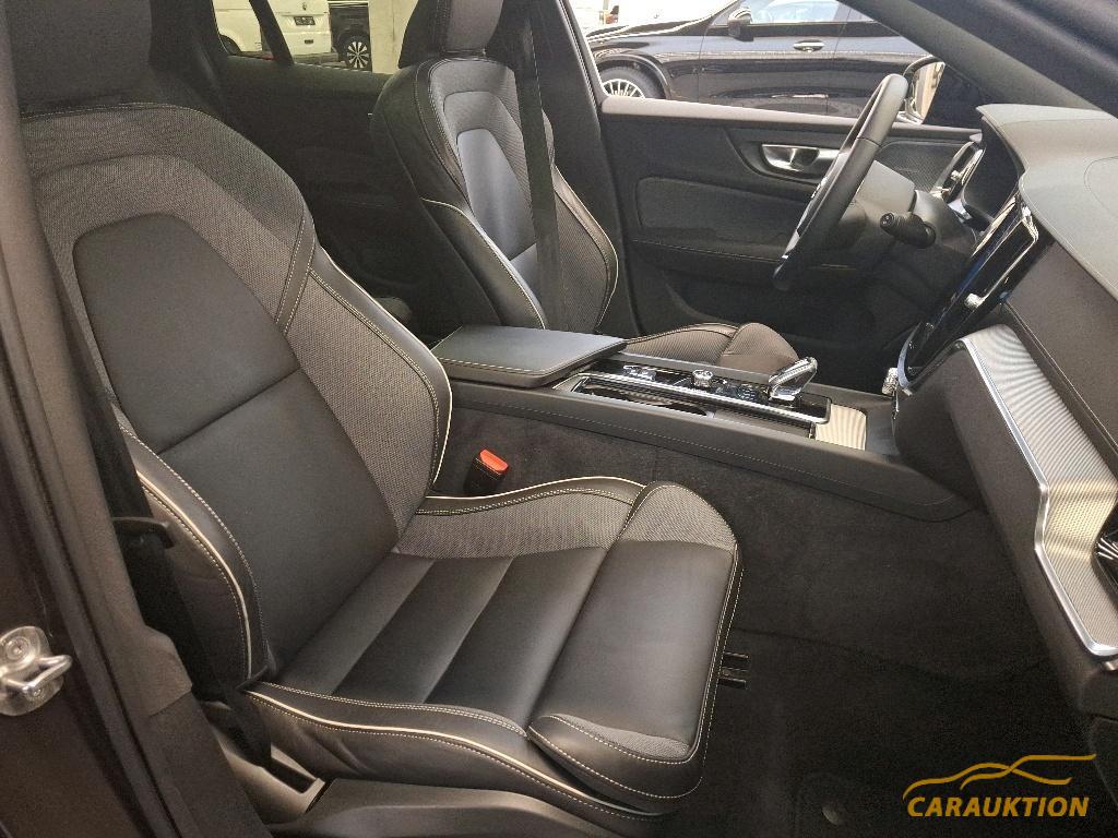 VOLVO V60 B4 Benzin Mild Hybrid Ultra Dark DCT-image-4