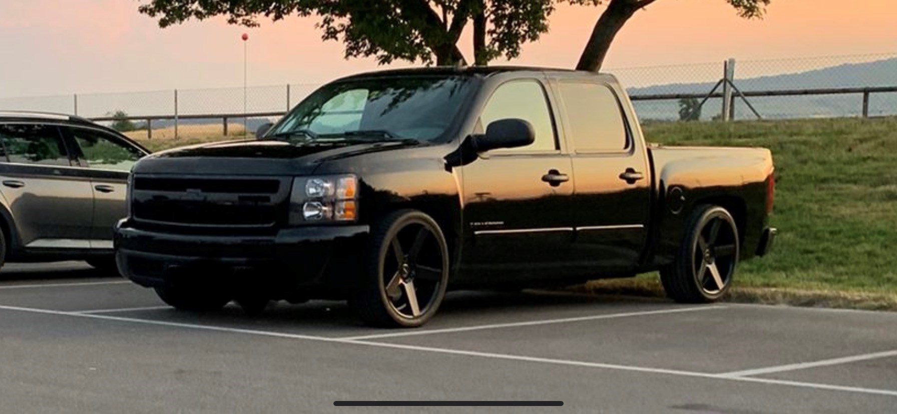 CHEVROLET Silverado Crew Cab-image-0
