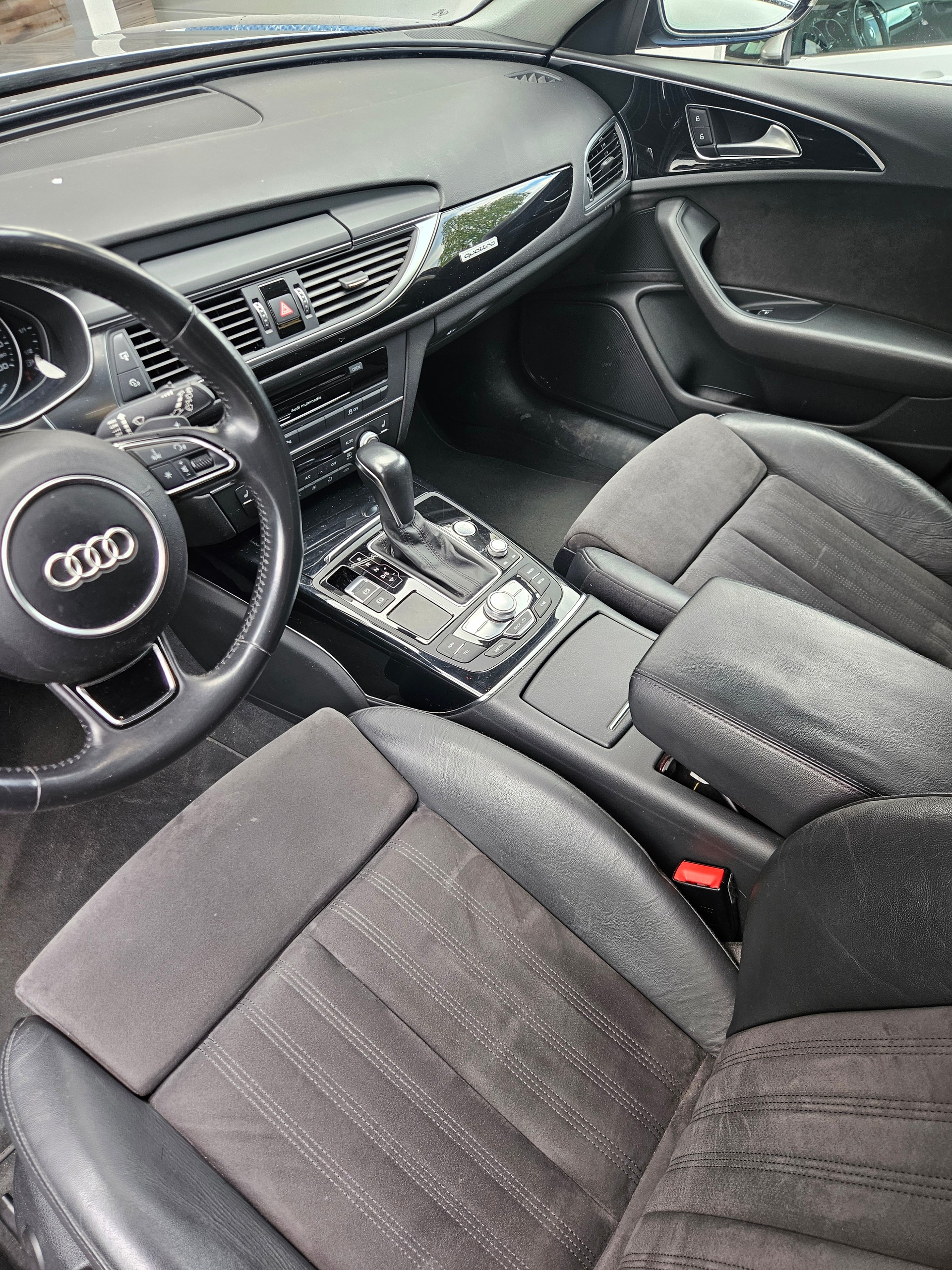 AUDI A6 Avant 3.0 TDI V6 quattro S-tronic-image-9