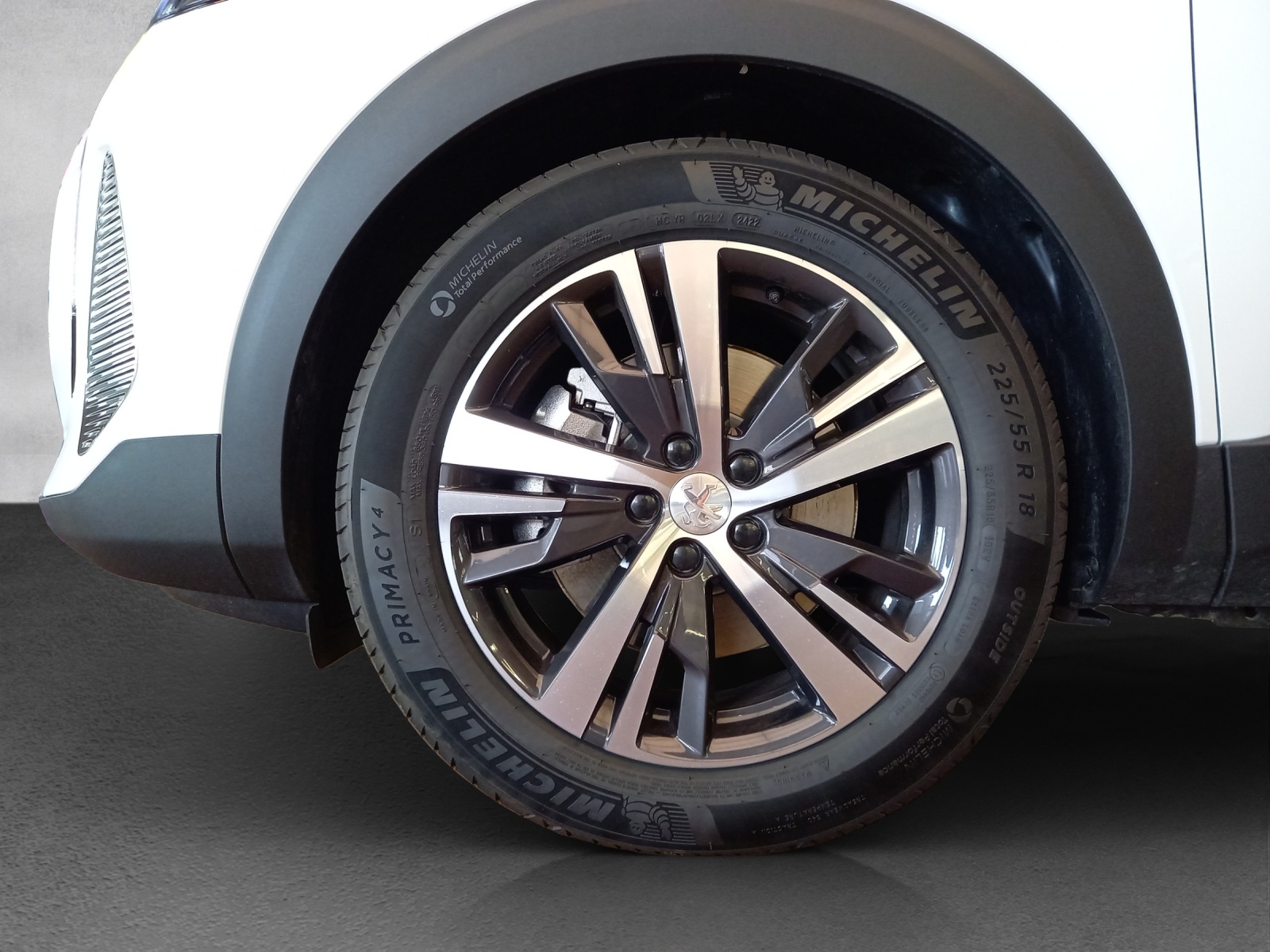 PEUGEOT 3008 1.6 Plug-in Hybrid Allure Pack-image-15
