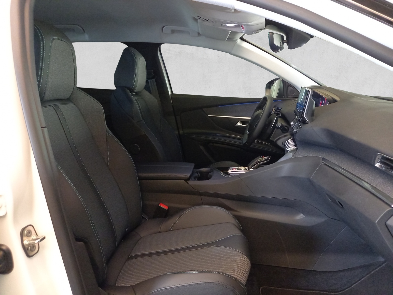 PEUGEOT 3008 1.6 Plug-in Hybrid Allure Pack-image-14