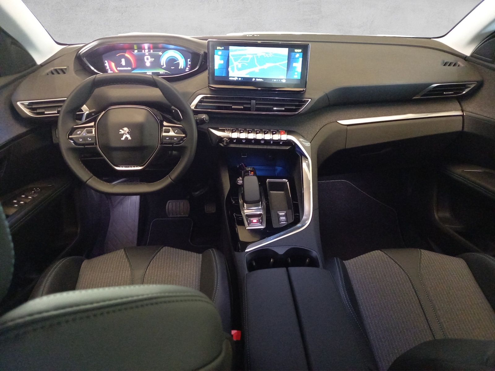 PEUGEOT 3008 1.6 Plug-in Hybrid Allure Pack-image-9
