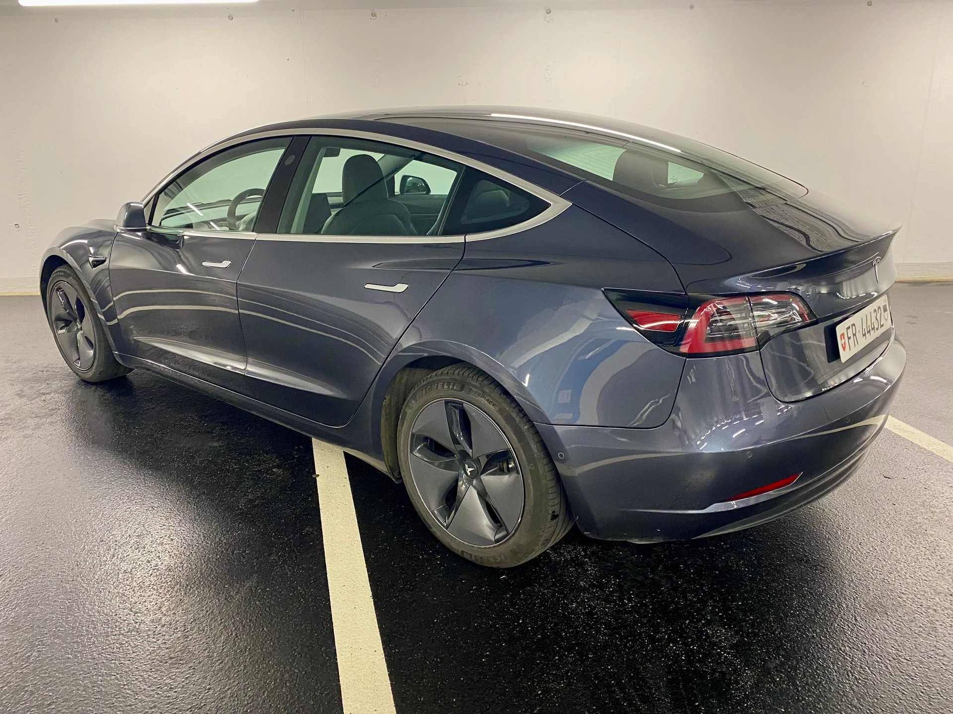TESLA Model 3 Long Range Dual Motor AWD-image-3