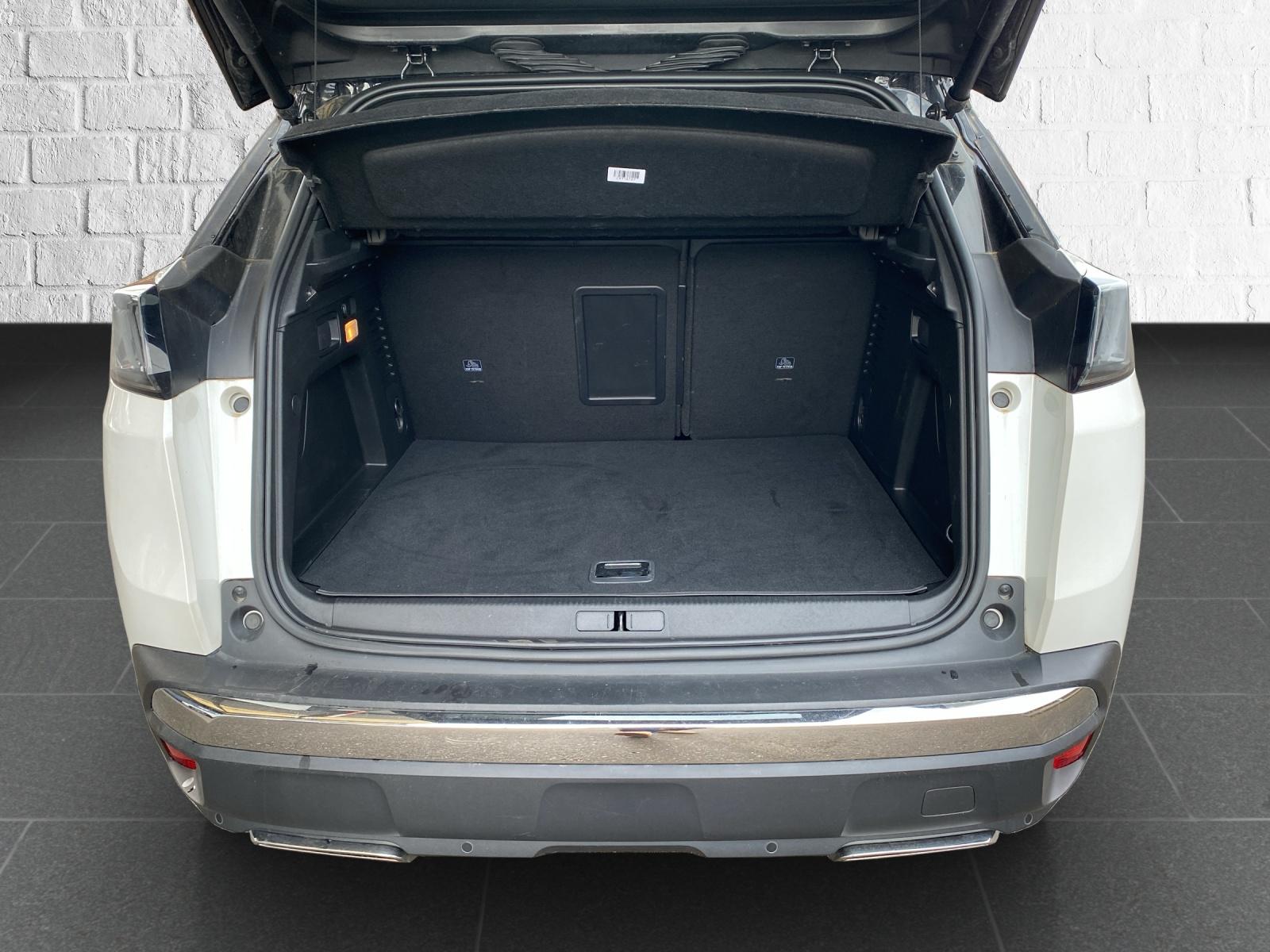 PEUGEOT 3008 1.6 Plug-in Hybrid GT-image-10