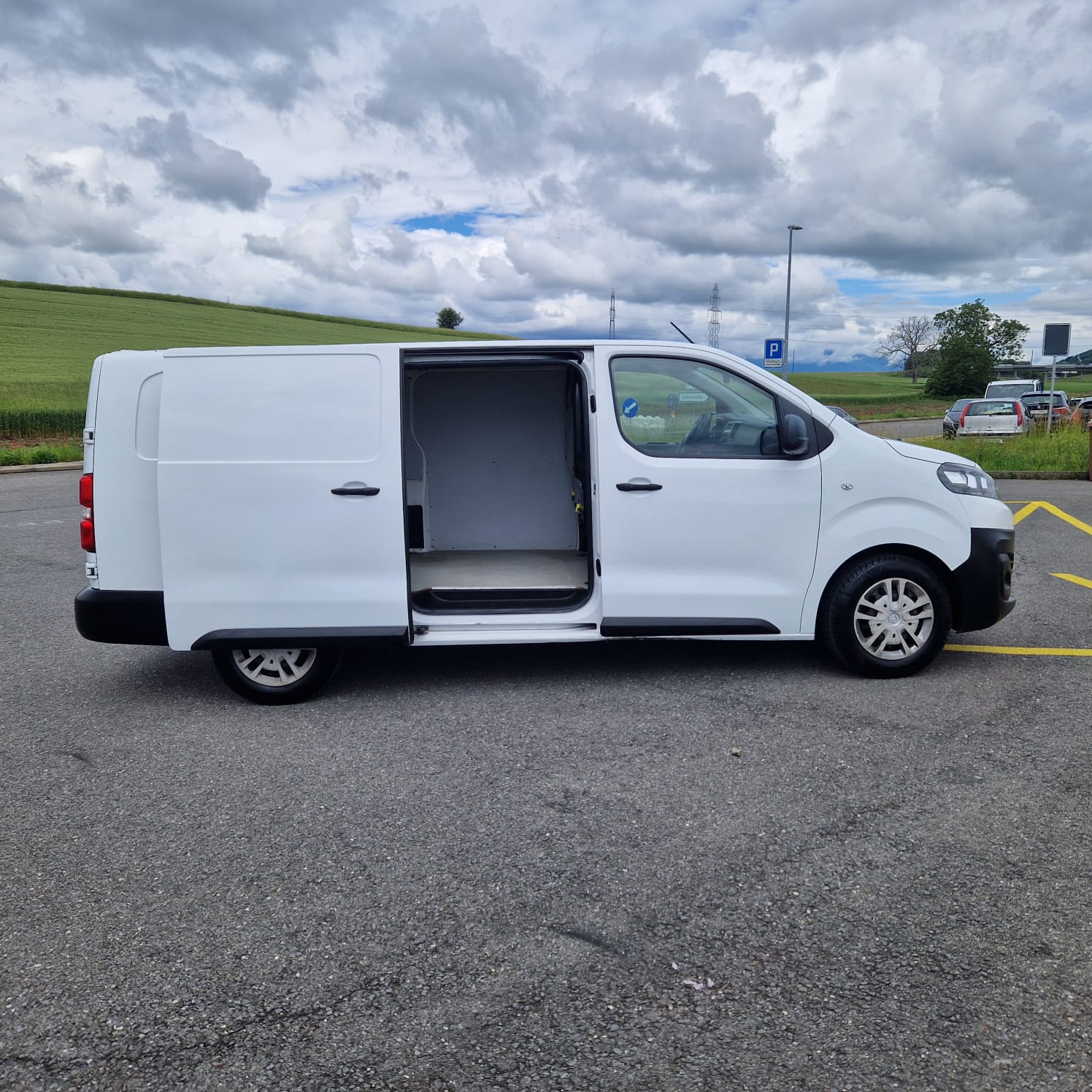 CITROEN Jumpy 2.0 BlueHDi 150 S&S XL Attraction-image-3