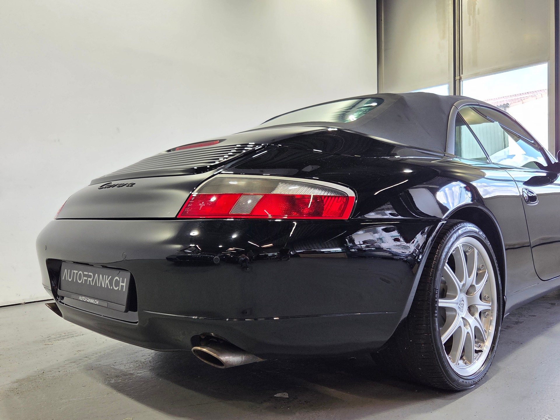 PORSCHE Carrera Cabrio-image-14