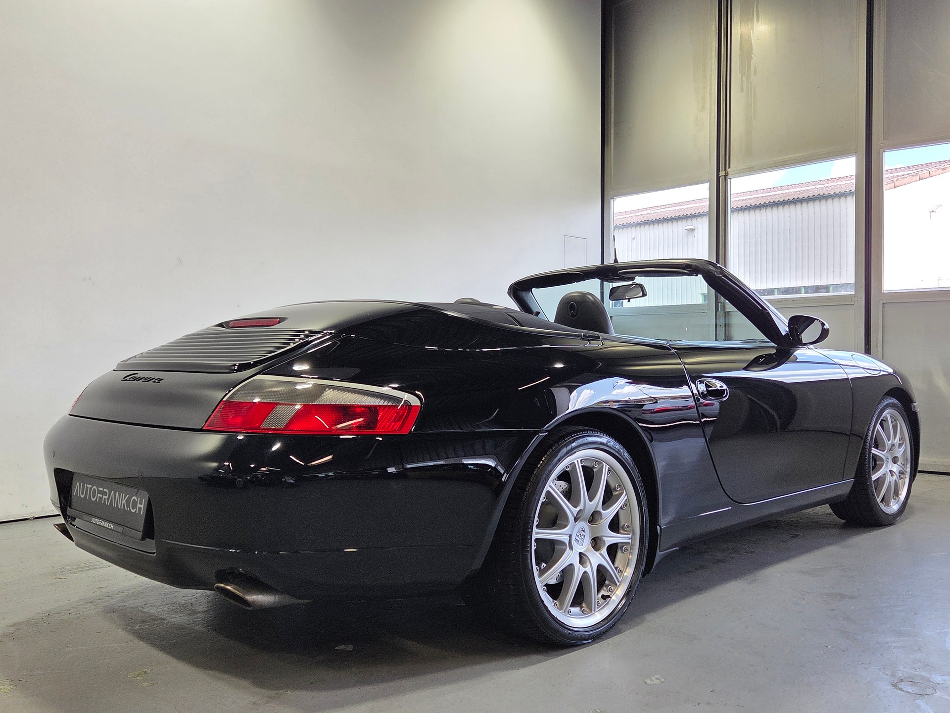 PORSCHE Carrera Cabrio-image-5
