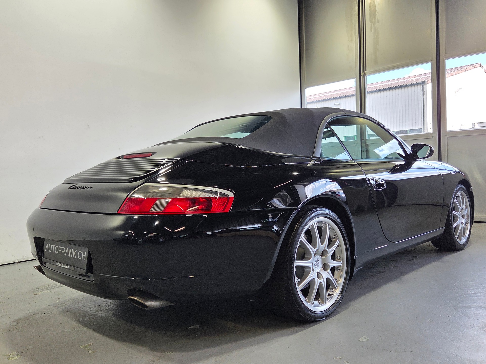 PORSCHE Carrera Cabrio-image-15