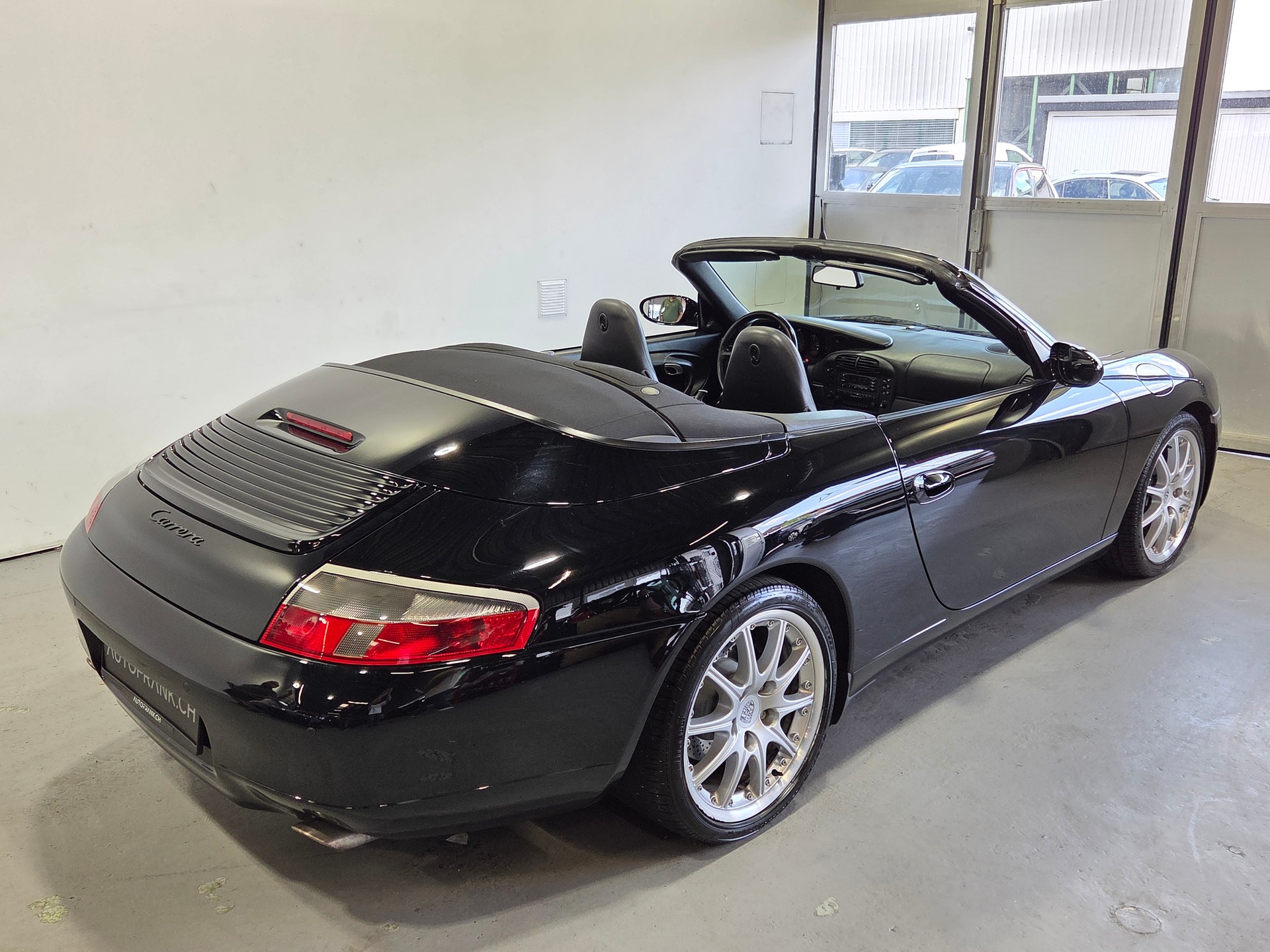 PORSCHE Carrera Cabrio-image-12