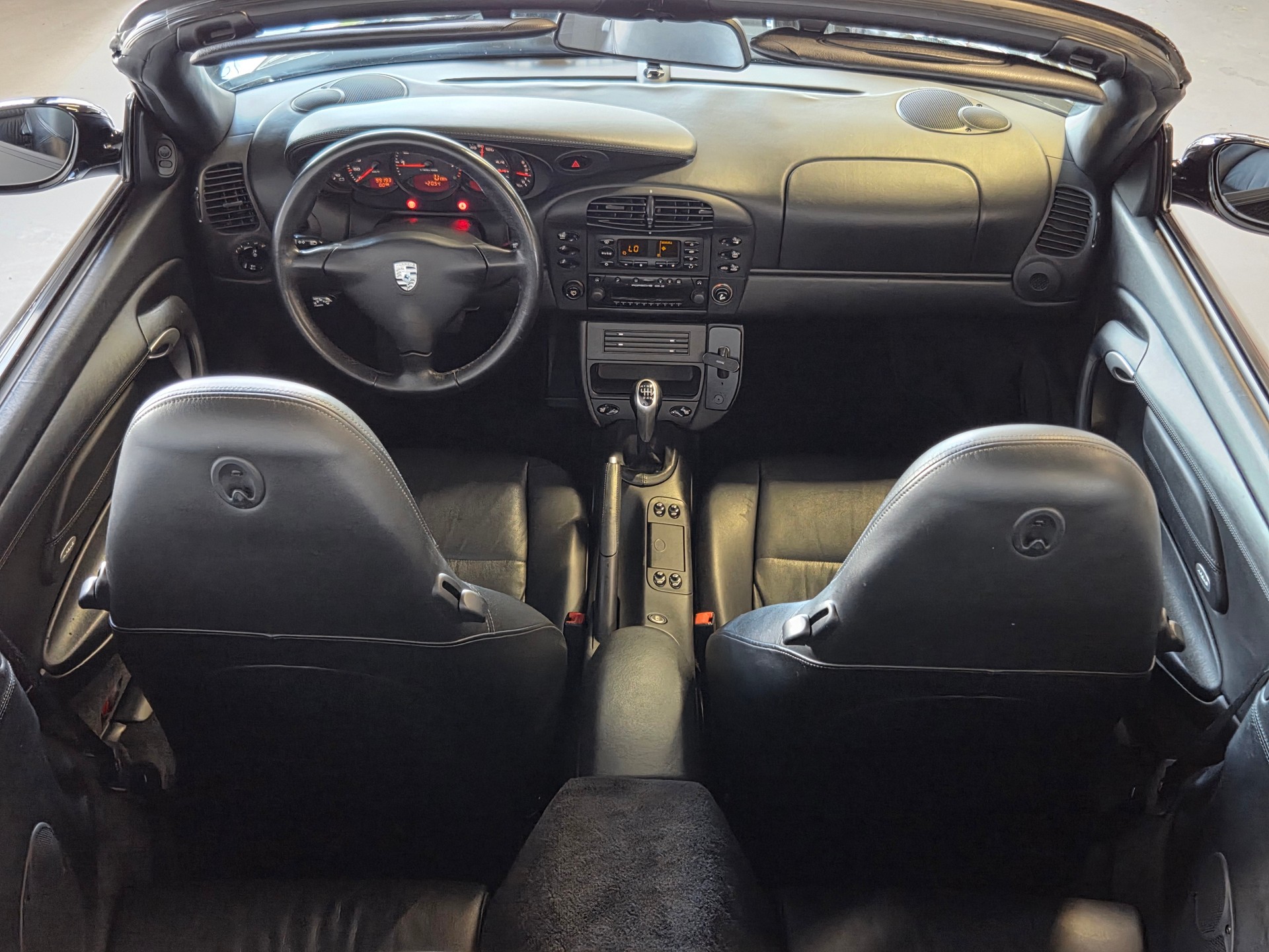 PORSCHE Carrera Cabrio-image-13