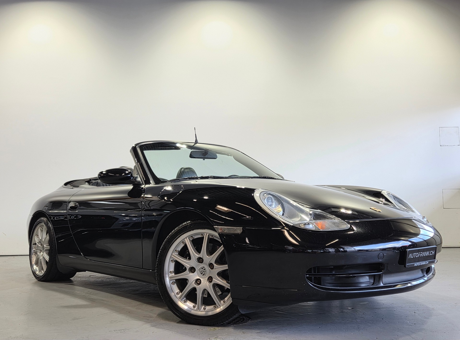 PORSCHE Carrera Cabrio-image-0