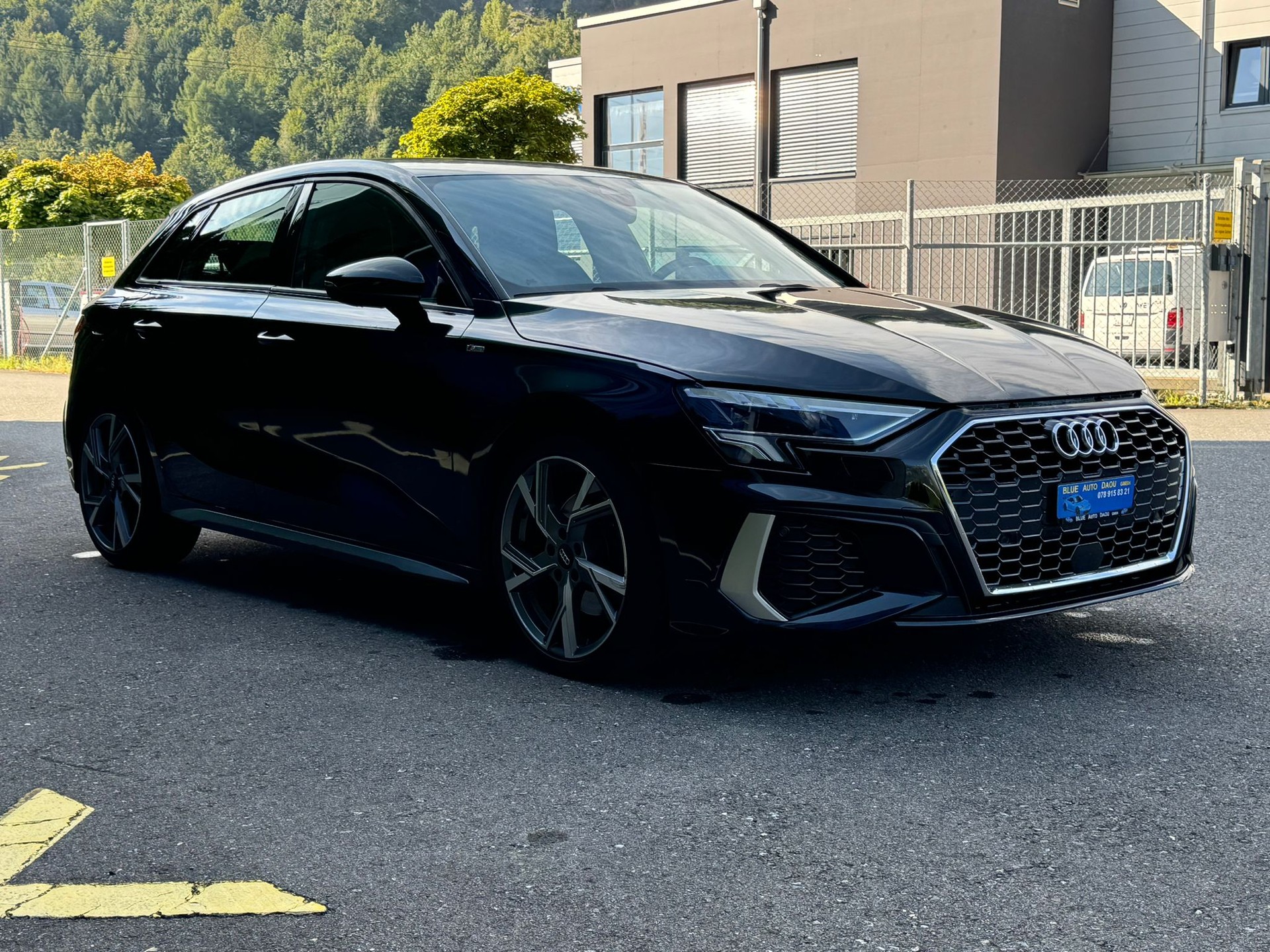 AUDI A3 Sportback 35 TFSI S-tronic-showroom-element-3