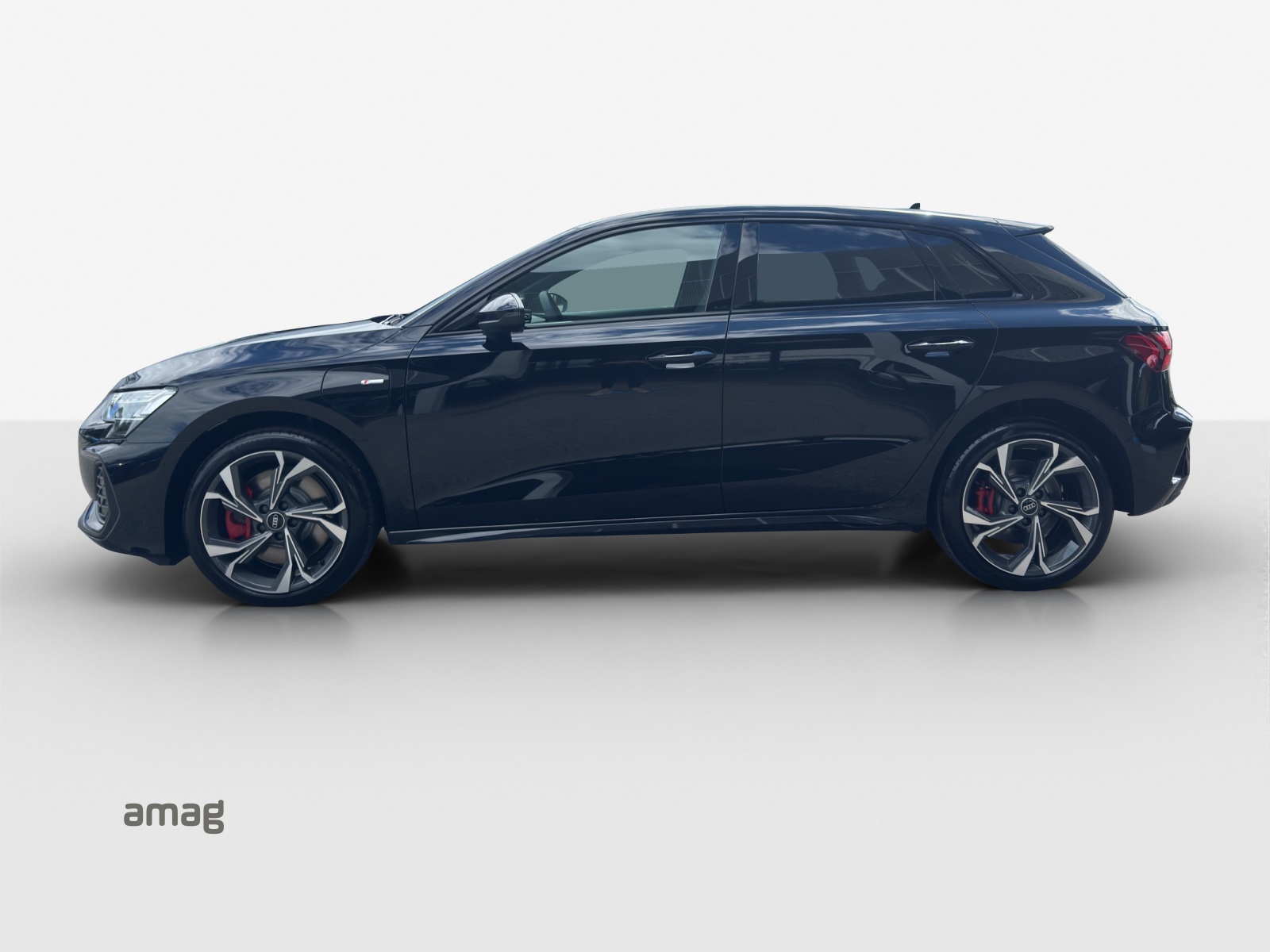 AUDI A3 Sportback TFSI e 200 kW S line Attraction S tronic-image-1
