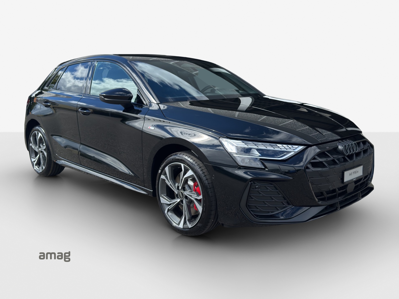 AUDI A3 Sportback TFSI e 200 kW S line Attraction S tronic-image-5