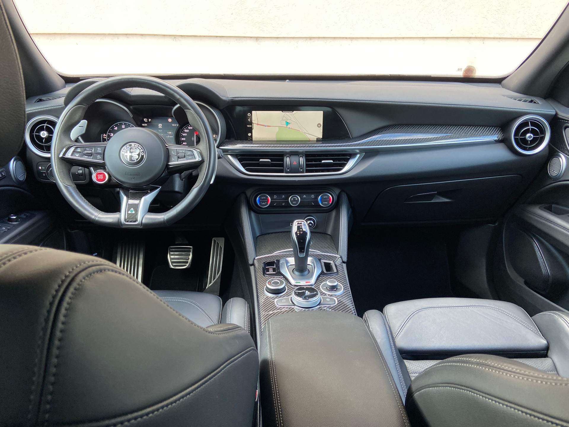 ALFA ROMEO Stelvio 2.9 V6 Quadrifoglio Q4-showroom-element-3