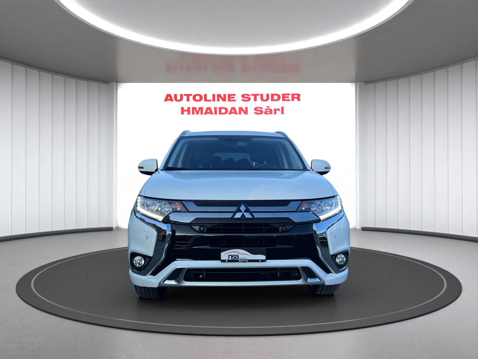 MITSUBISHI Outlander 2.4 PHEV Diamond 4WD Automatic-image-4