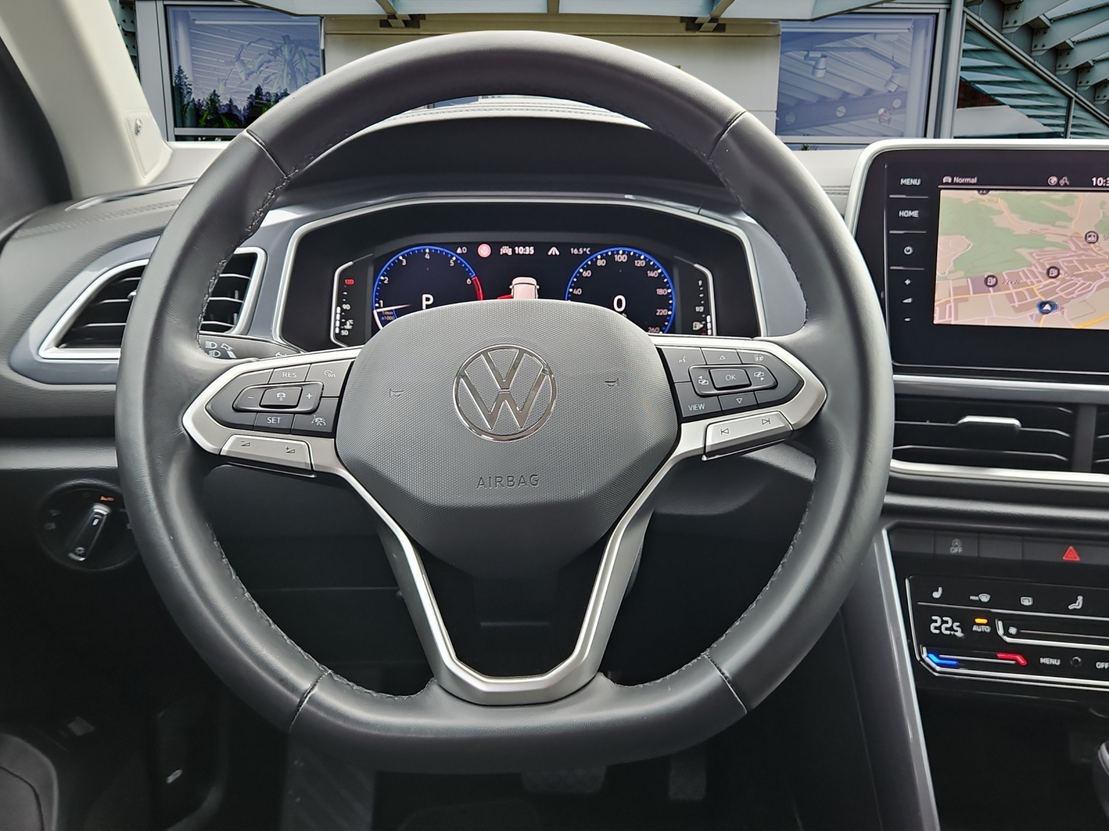 VW T-Roc 2.0 TSI Style DSG 4Motion-image-11