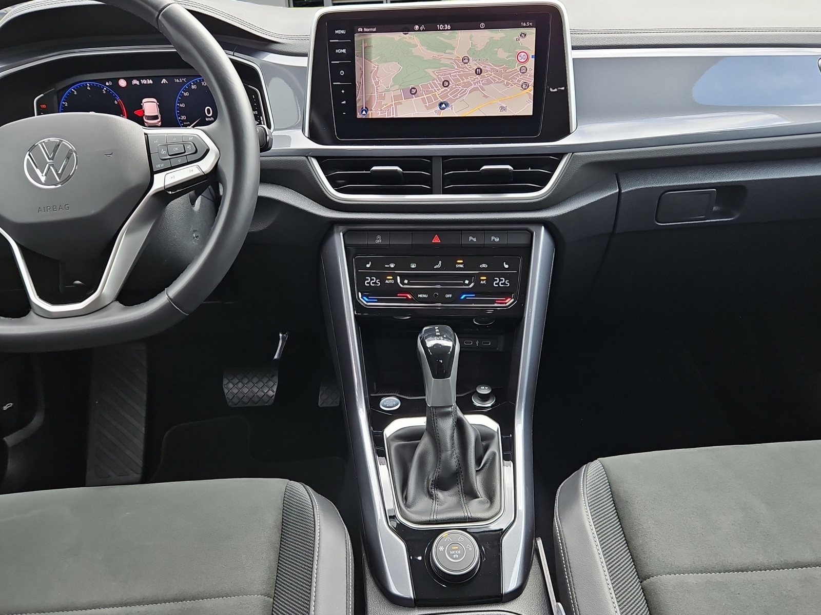 VW T-Roc 2.0 TSI Style DSG 4Motion-image-14