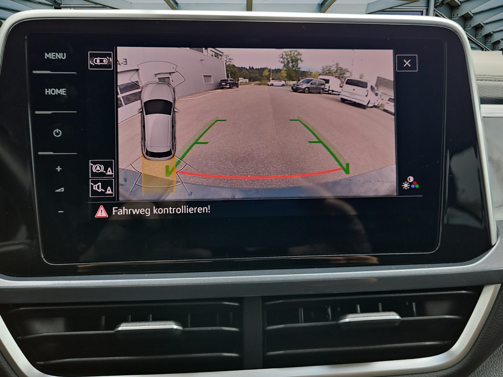 VW T-Roc 2.0 TSI Style DSG 4Motion-image-18