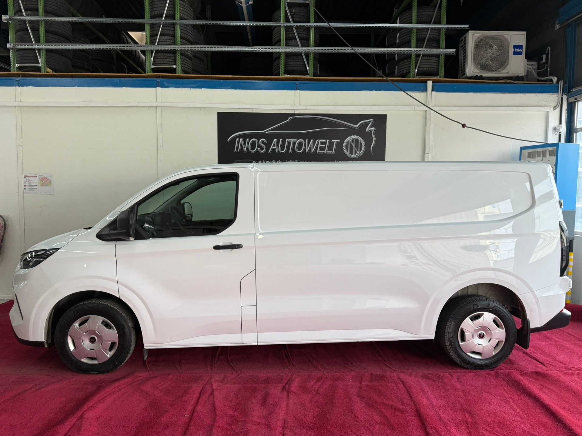 FORD Transit Custom Van 320 L2 H1 Trend-image-2