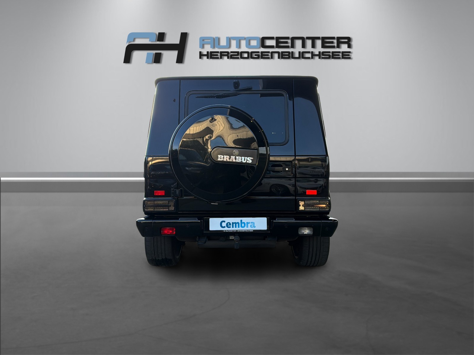 MERCEDES-BENZ G 63 AMG Automatic-image-4