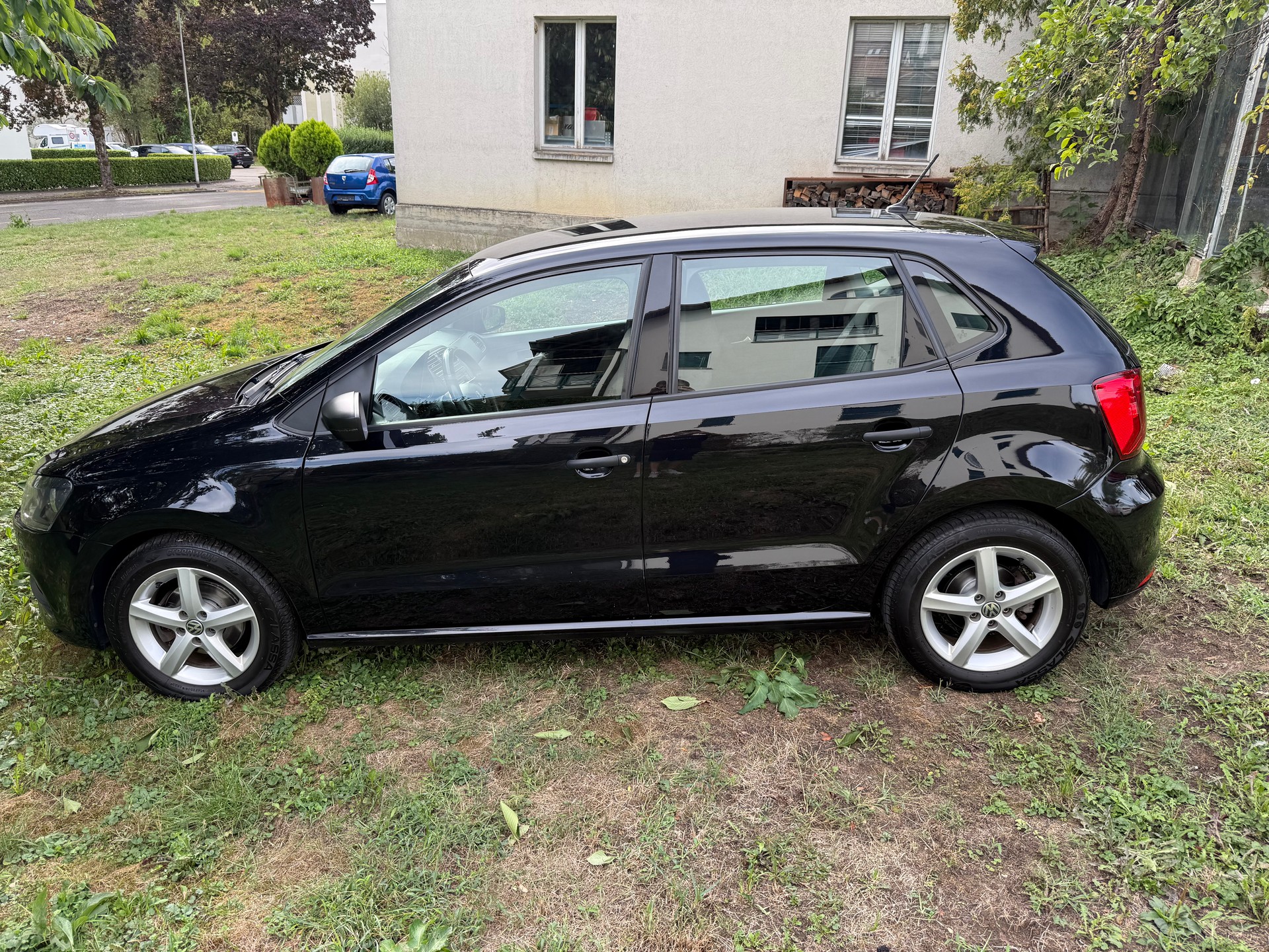 VW VW POLO 1.2 TSI (Frisch MFK 27.08.2026)-image-6