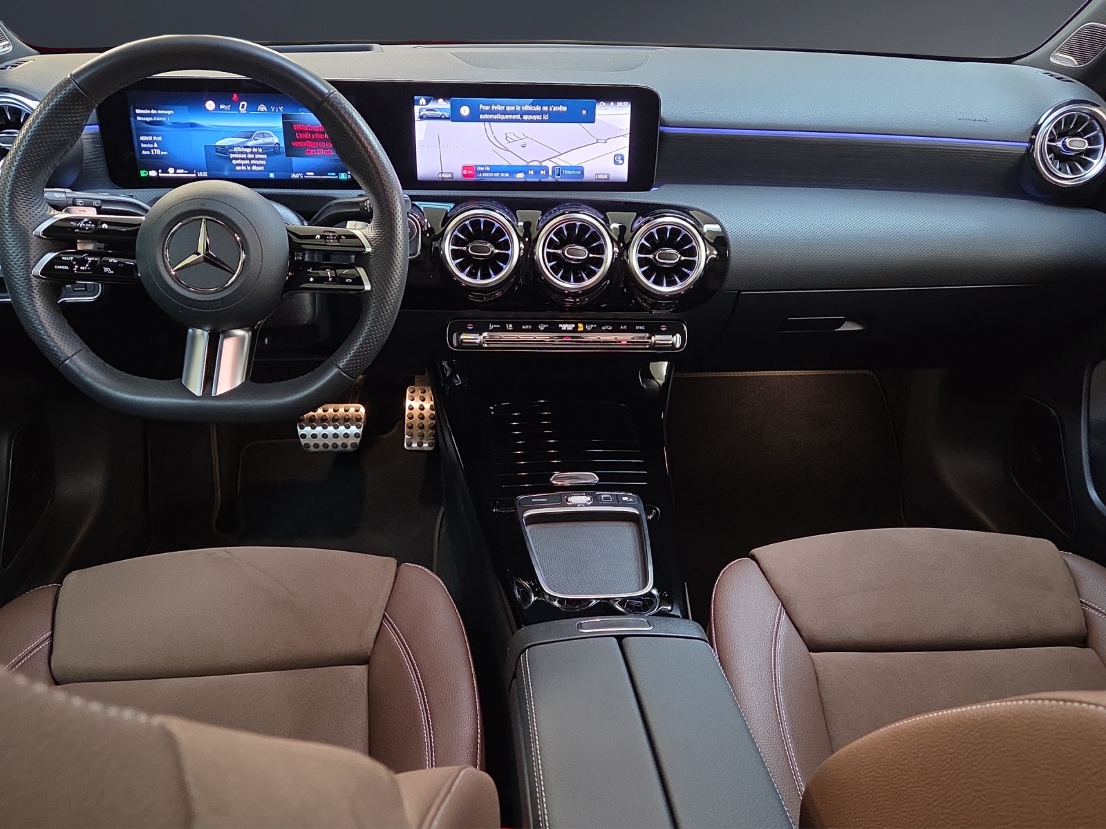 MERCEDES-BENZ A 200 7G-DCT-image-12
