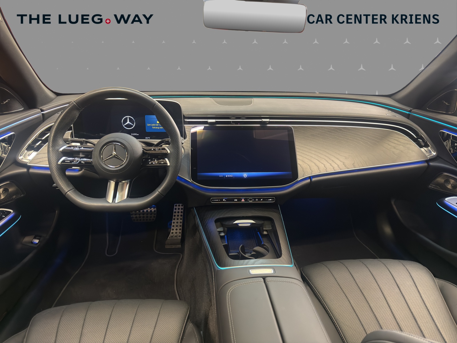 MERCEDES-BENZ E 450 d 4M - AMG / 360 Grad Kamera / Panorama-Dach / AHK / Digital Light-image-11
