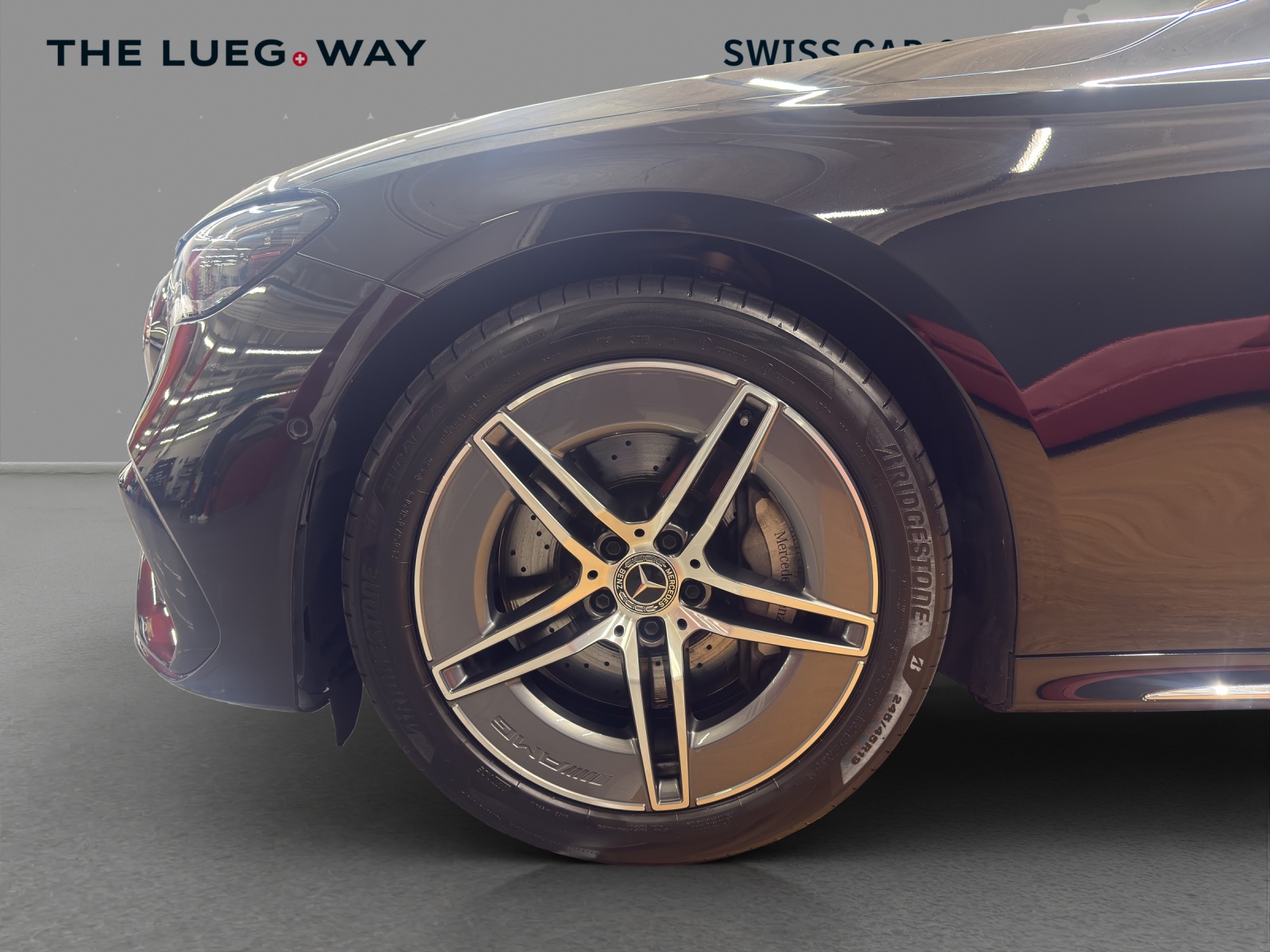 MERCEDES-BENZ E 450 d 4M - AMG / 360 Grad Kamera / Panorama-Dach / AHK / Digital Light-image-7