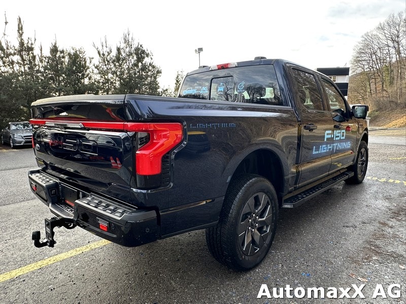 FORD F-150 Lightning DKab.Pick-up 98 kWh Lariat Launch Edition-image-5