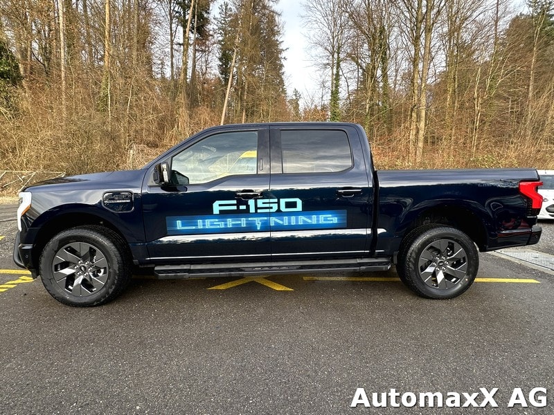 FORD F-150 Lightning DKab.Pick-up 98 kWh Lariat Launch Edition-image-2