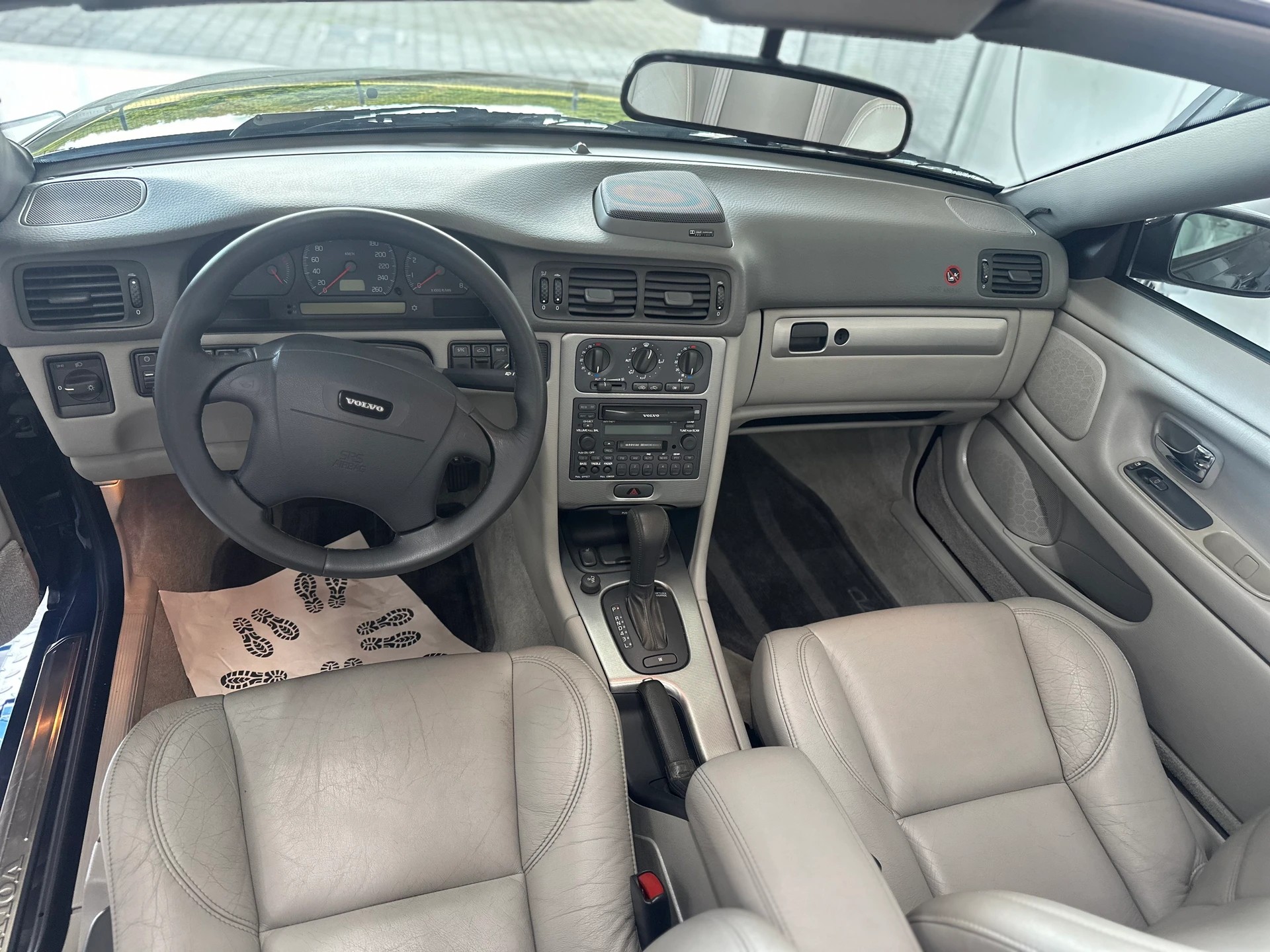 VOLVO C70 Cabrio2.4T Collection-image-6