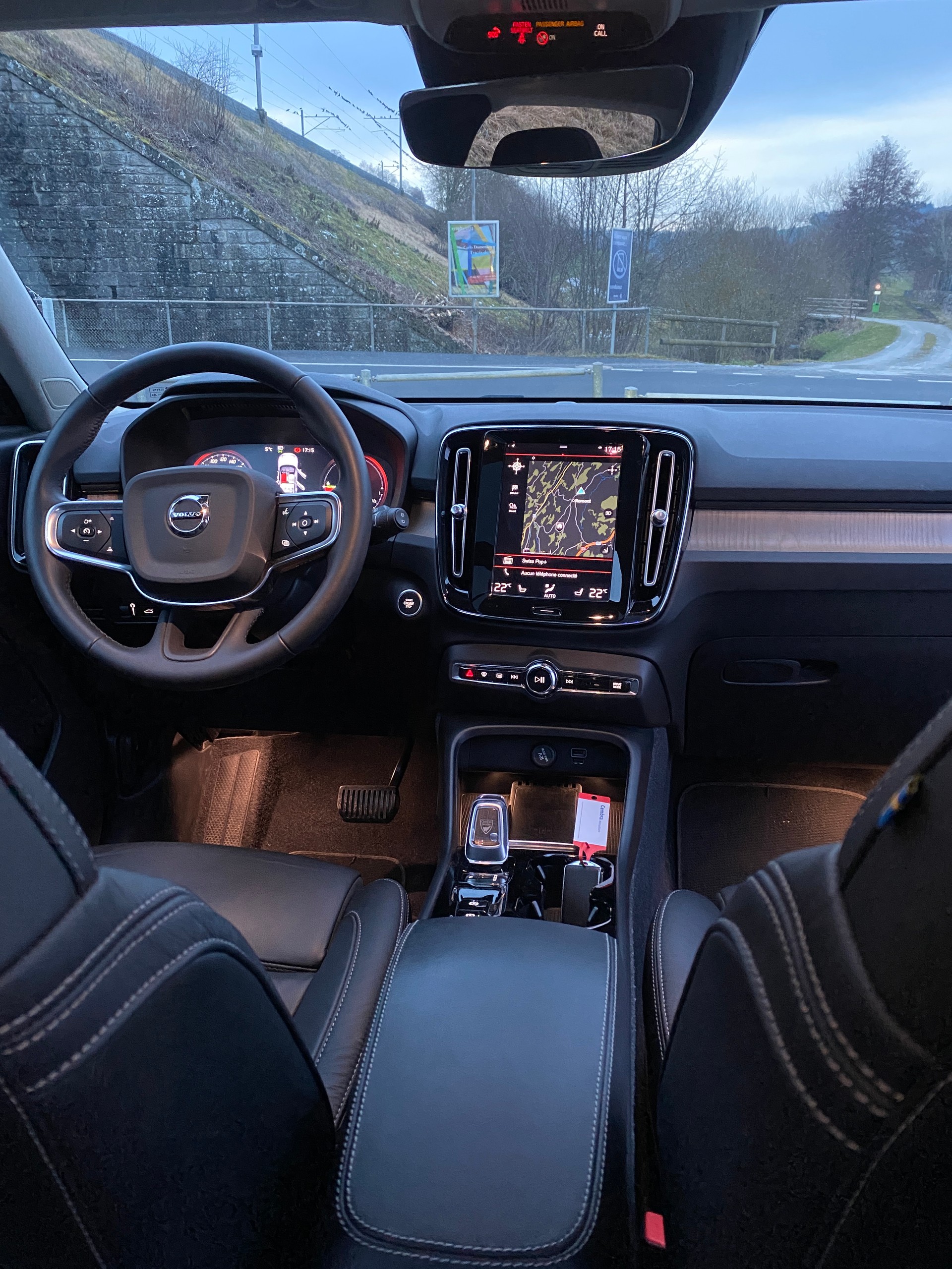 VOLVO XC40 T5 TwE Inscription DCT-image-5
