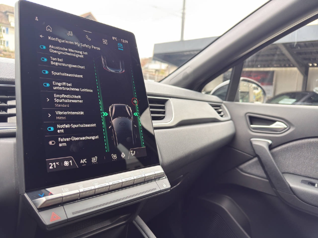 RENAULT Captur 1.6 E-Tech techno-image-7